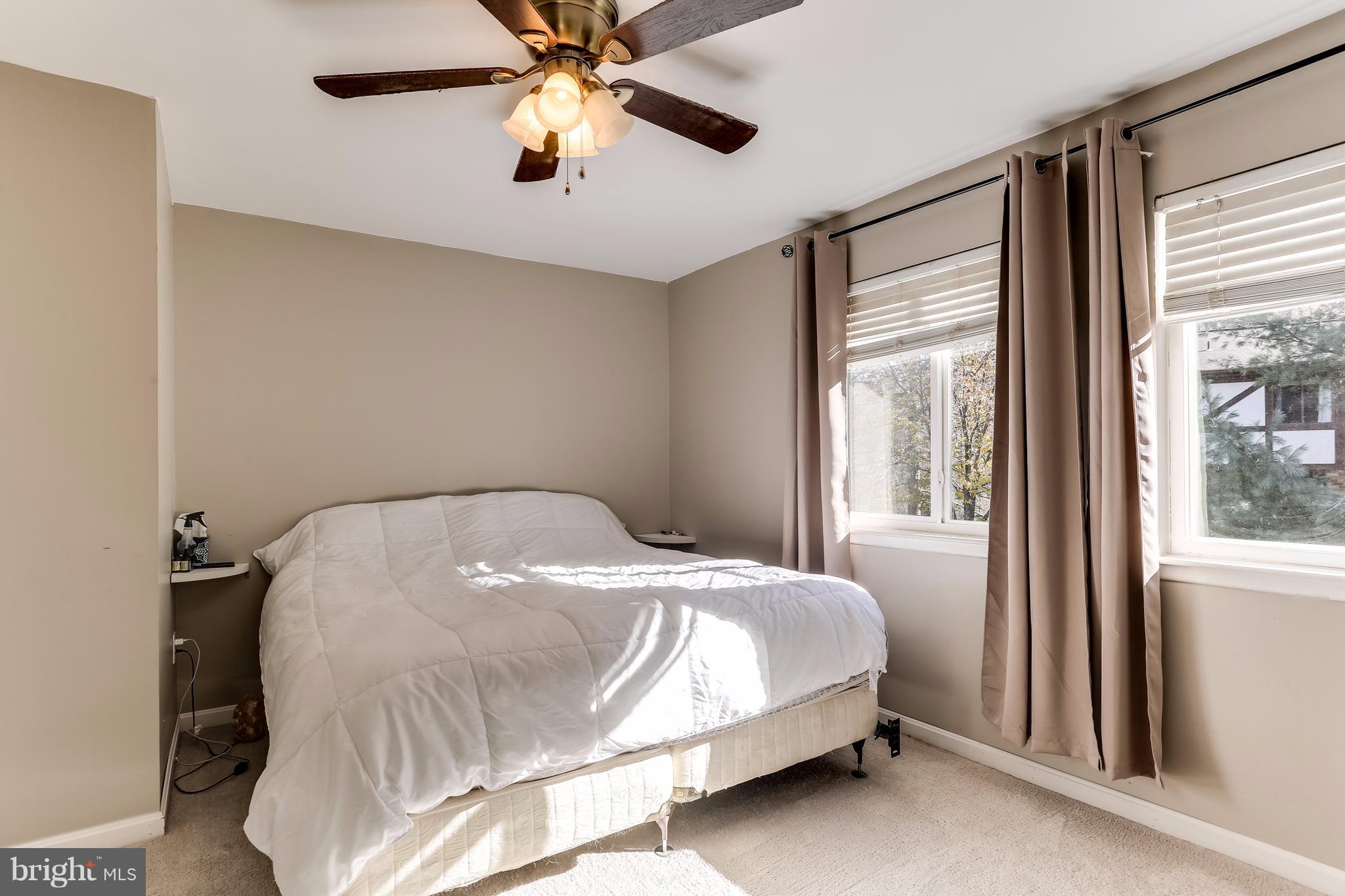 KIMBERLY WOODS VILLAGE - Residential