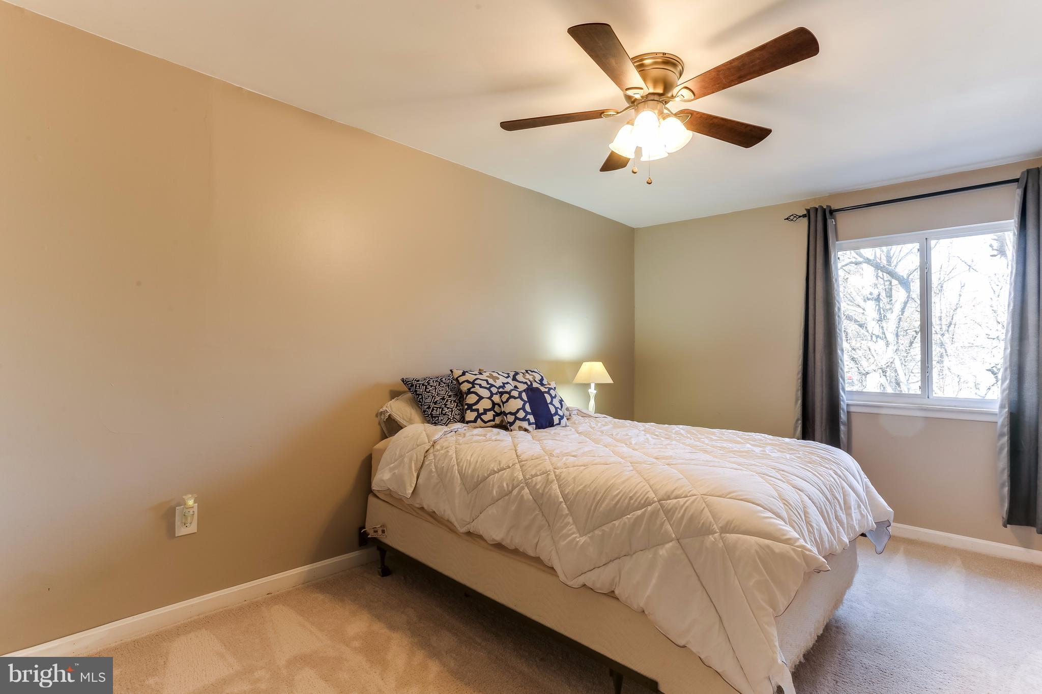 KIMBERLY WOODS VILLAGE - Residential