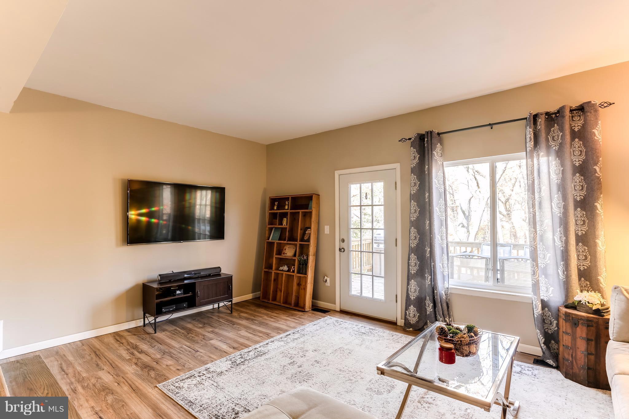 KIMBERLY WOODS VILLAGE - Residential