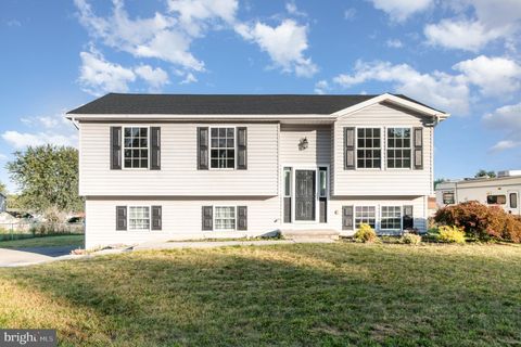 341 CORTLAND CIRCLE SHIPPENSBURG PA 17257