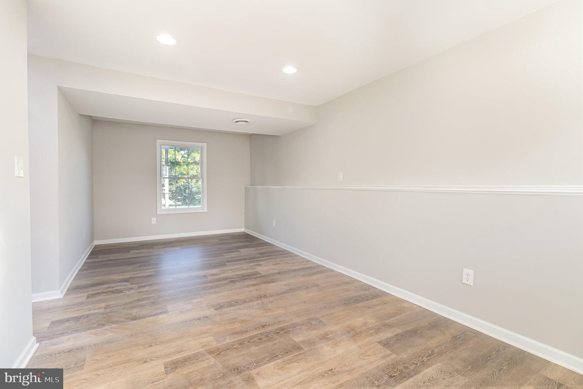 341 CORTLAND CIRCLE