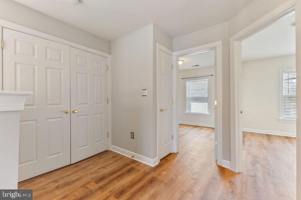 BLOOMS MILL - Residential Lease