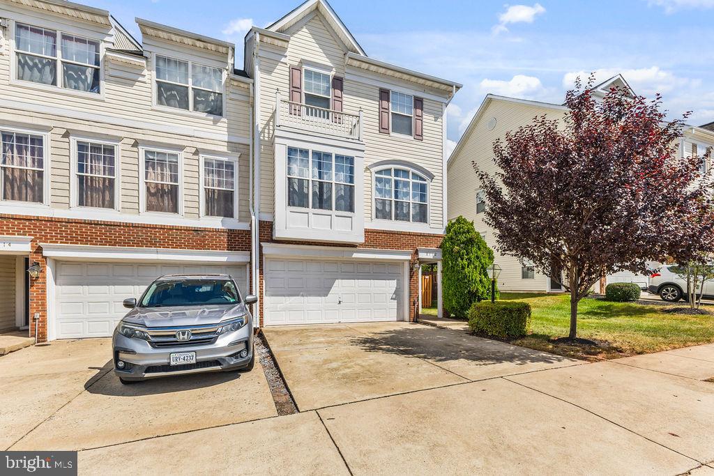 BLOOMS MILL - Residential Lease