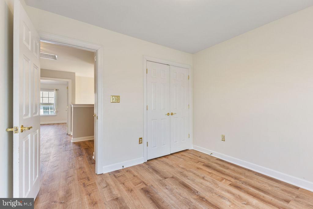 BLOOMS MILL - Residential Lease