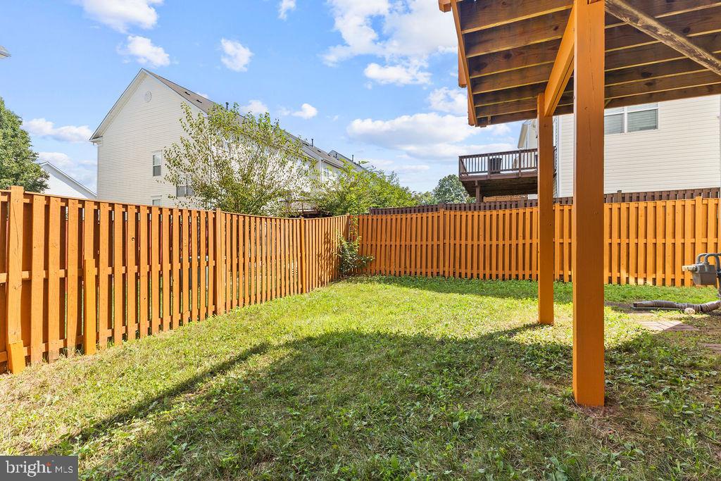 BLOOMS MILL - Residential Lease