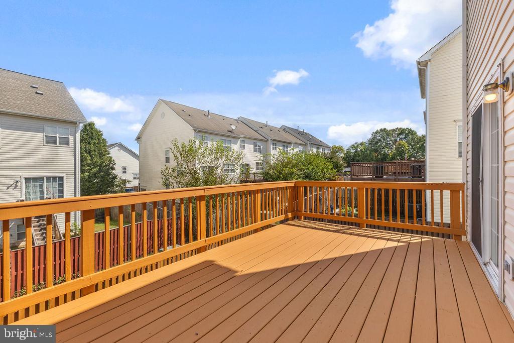 BLOOMS MILL - Residential Lease