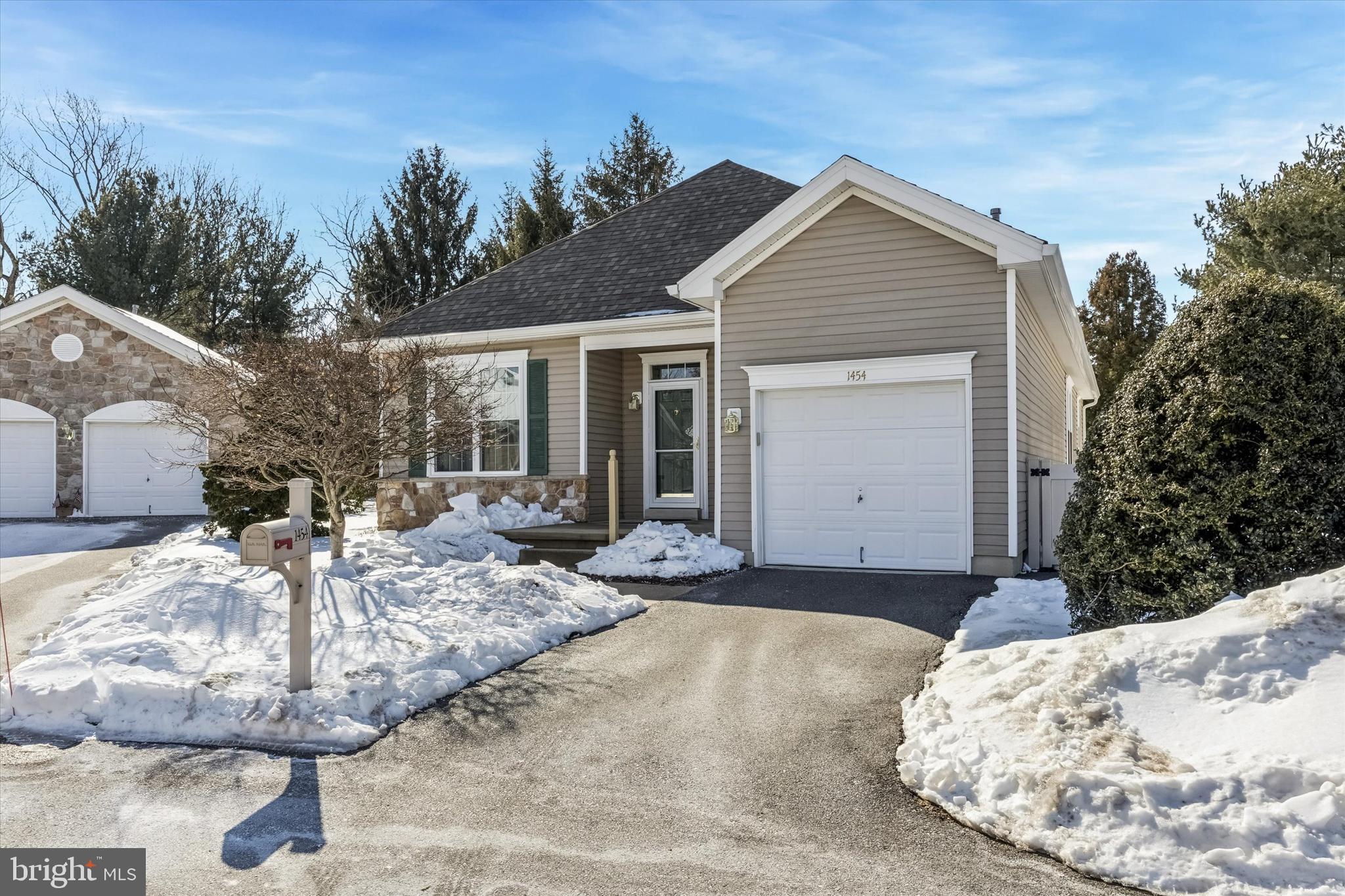 QUAKER RIDGE - Residential