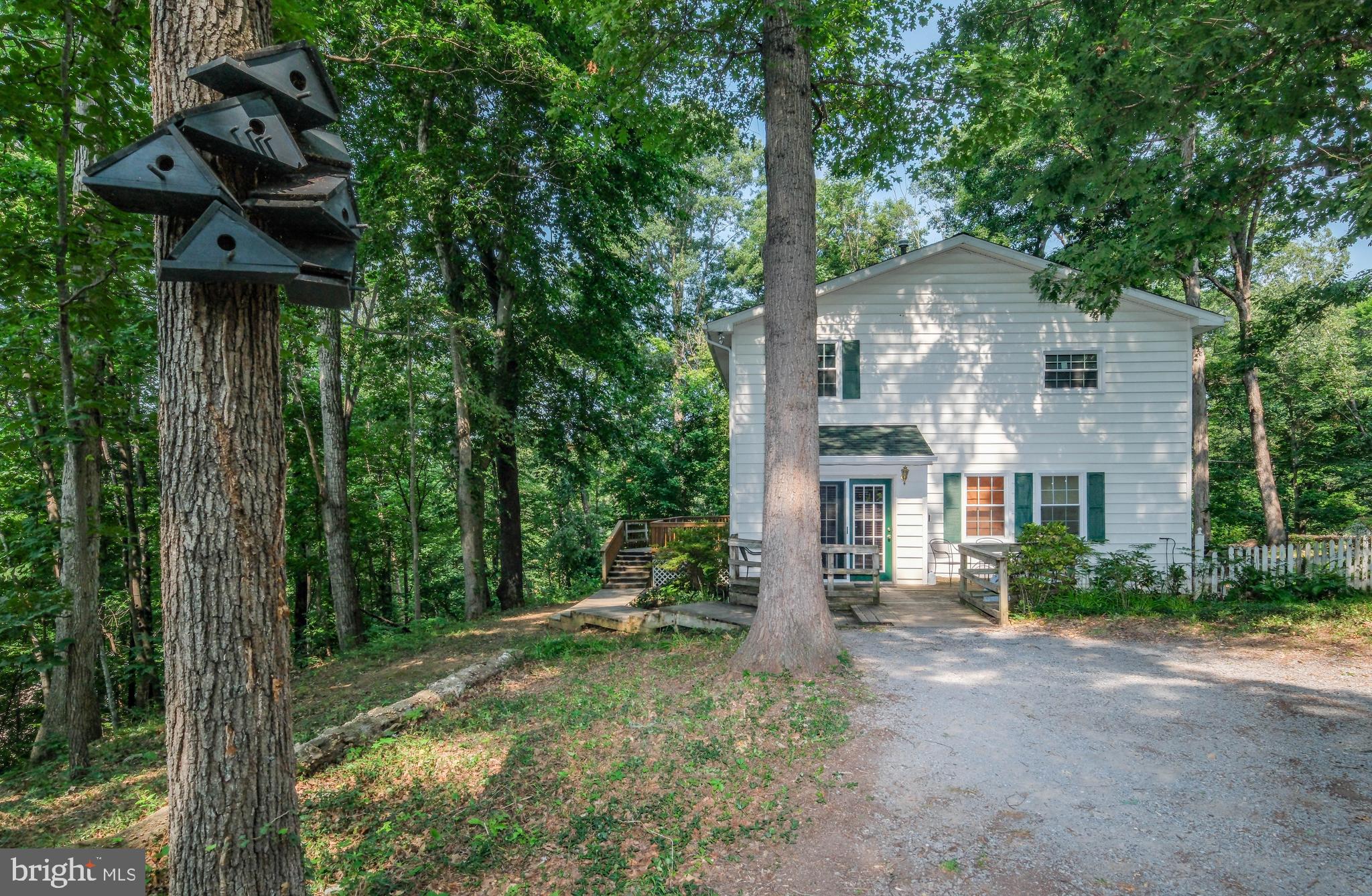 286 SUMMIT RIDGE ROAD