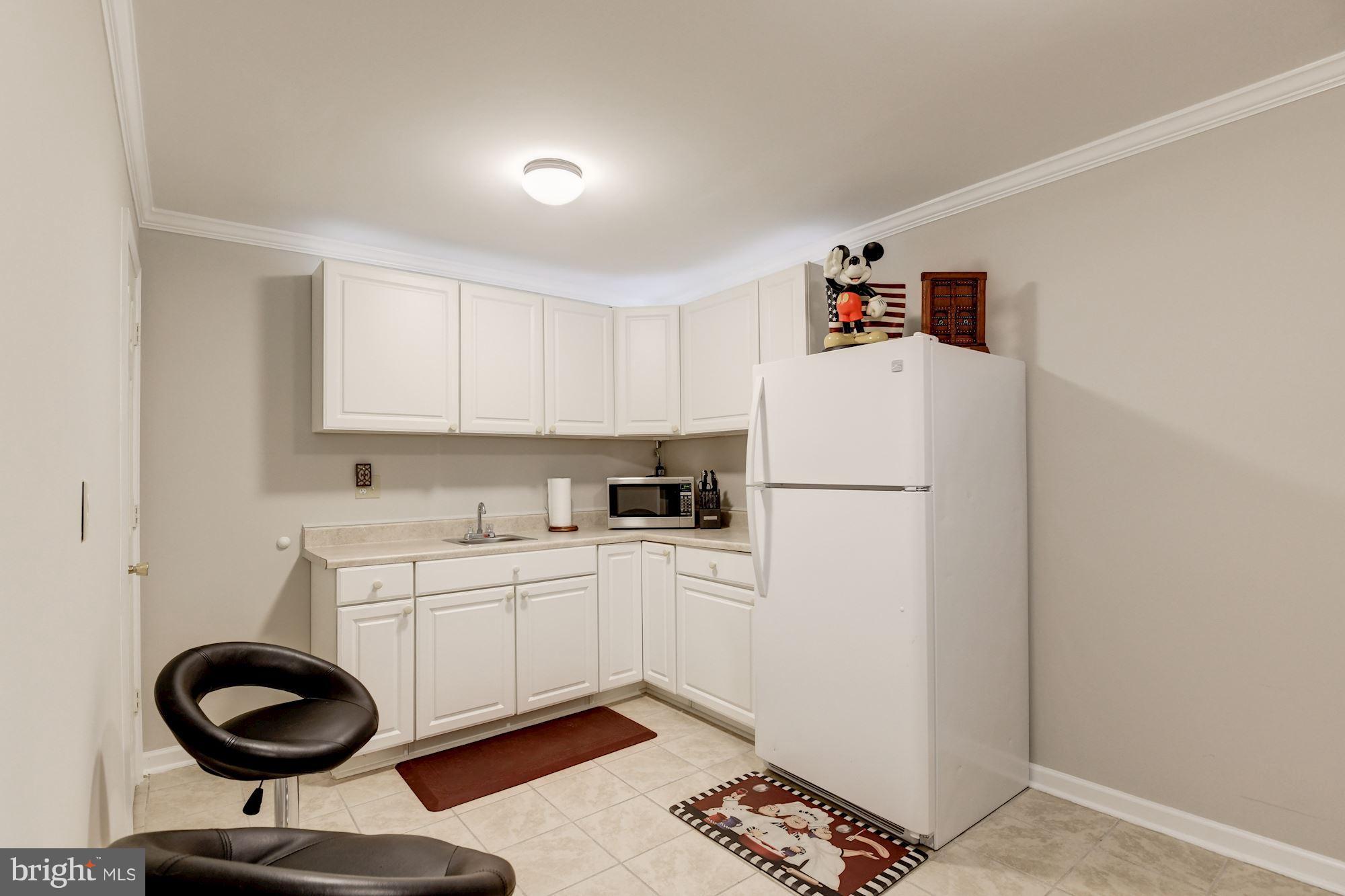 GROVETON HEIGHTS - Residential