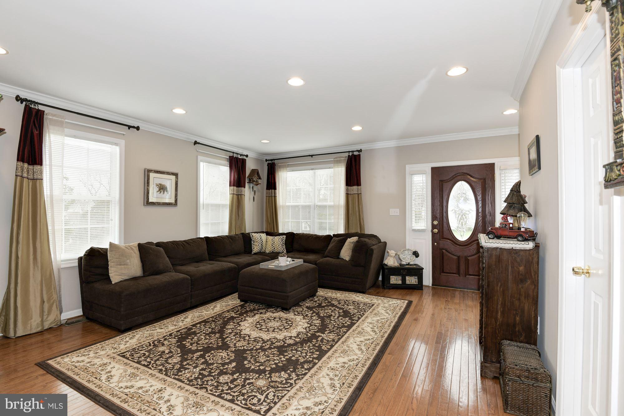 GROVETON HEIGHTS - Residential