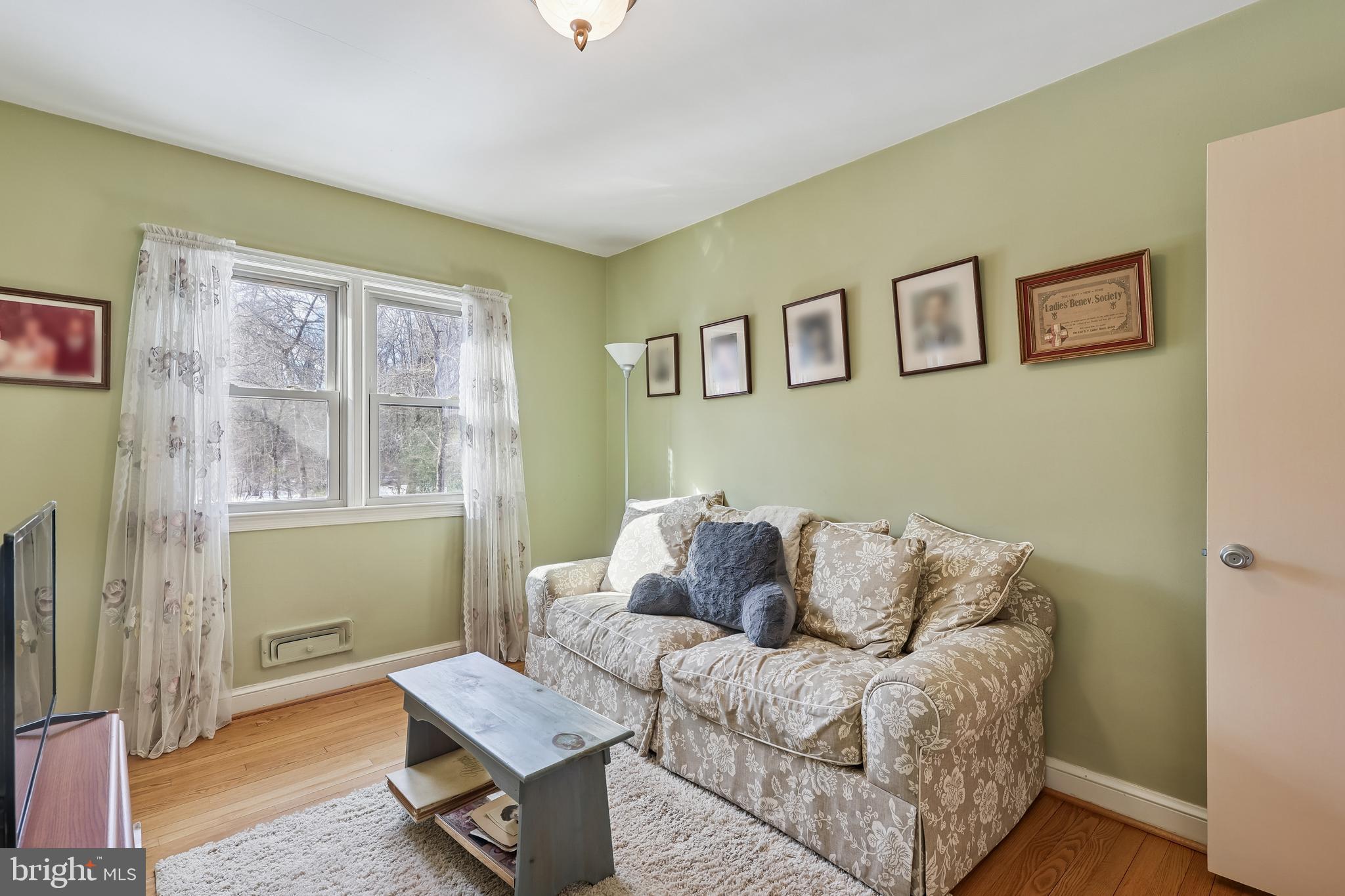 SLEEPY HOLLOW - Residential