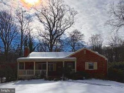 3180 HOLMES RUN ROAD FALLS CHURCH VA 22042