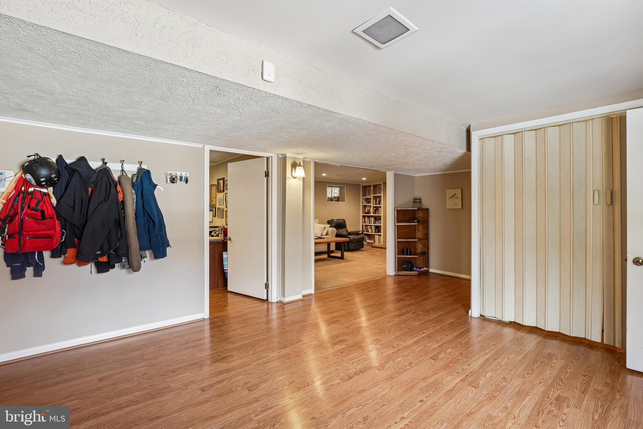 SLEEPY HOLLOW - Residential