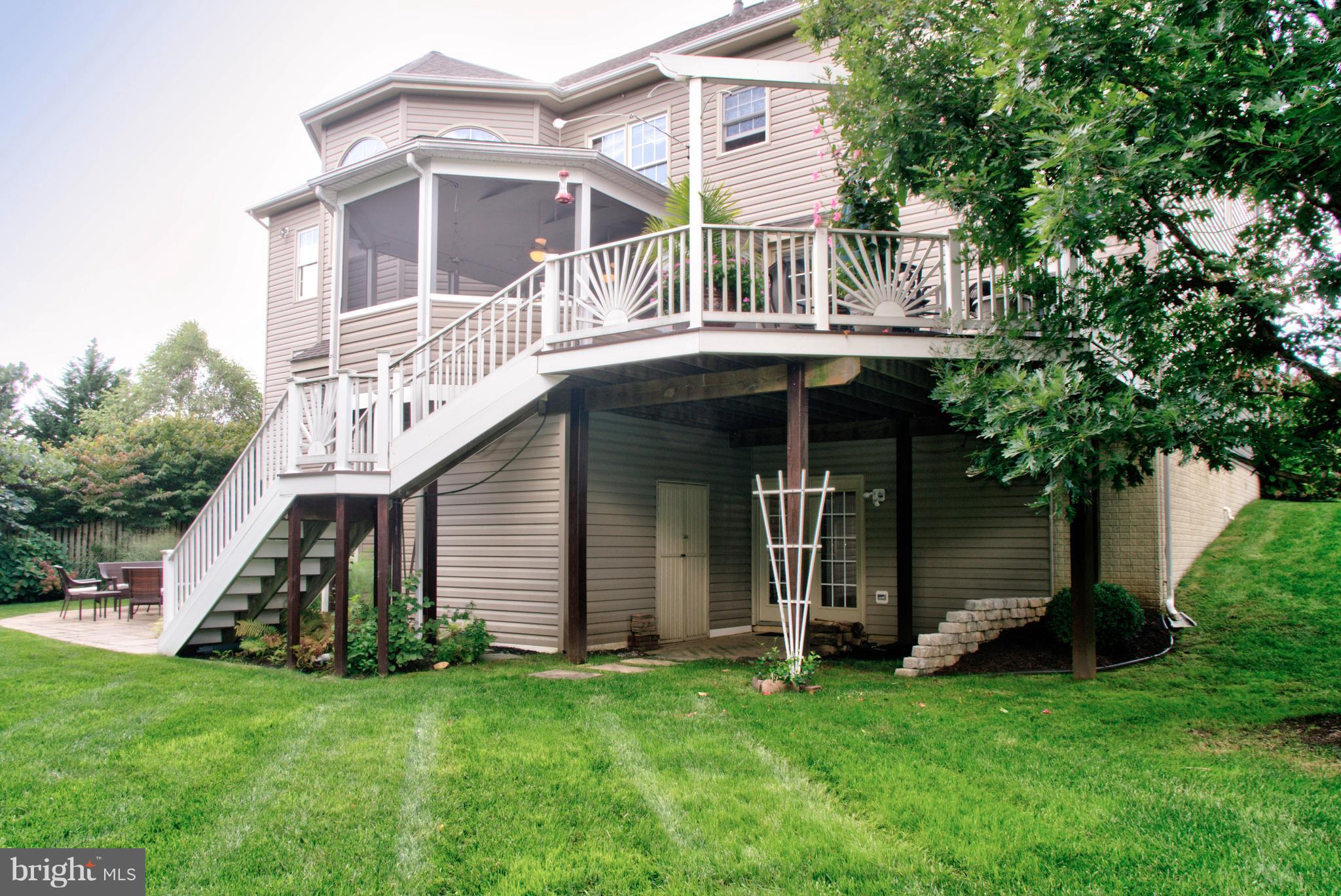 GROVEMONT - Residential