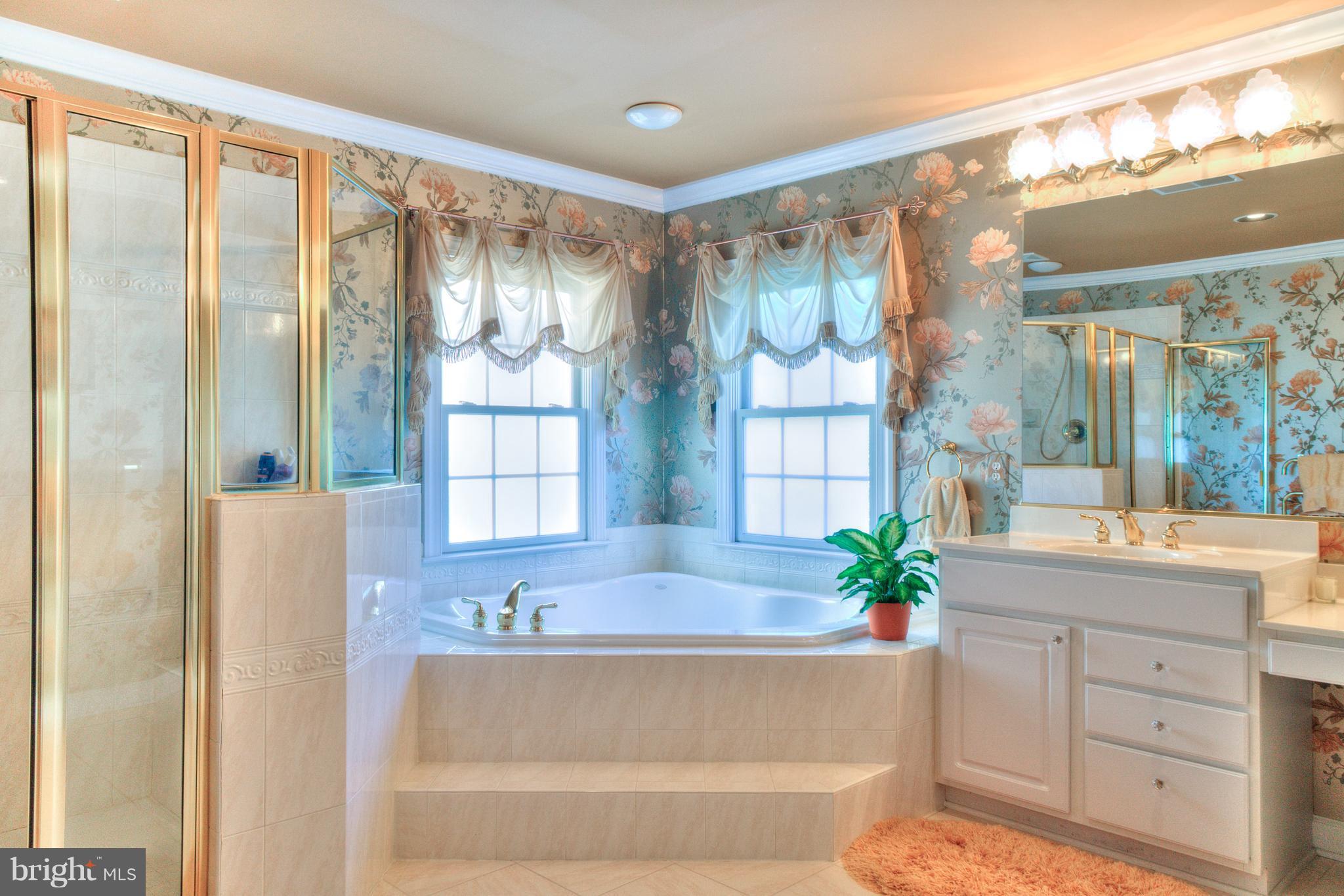 GROVEMONT - Residential