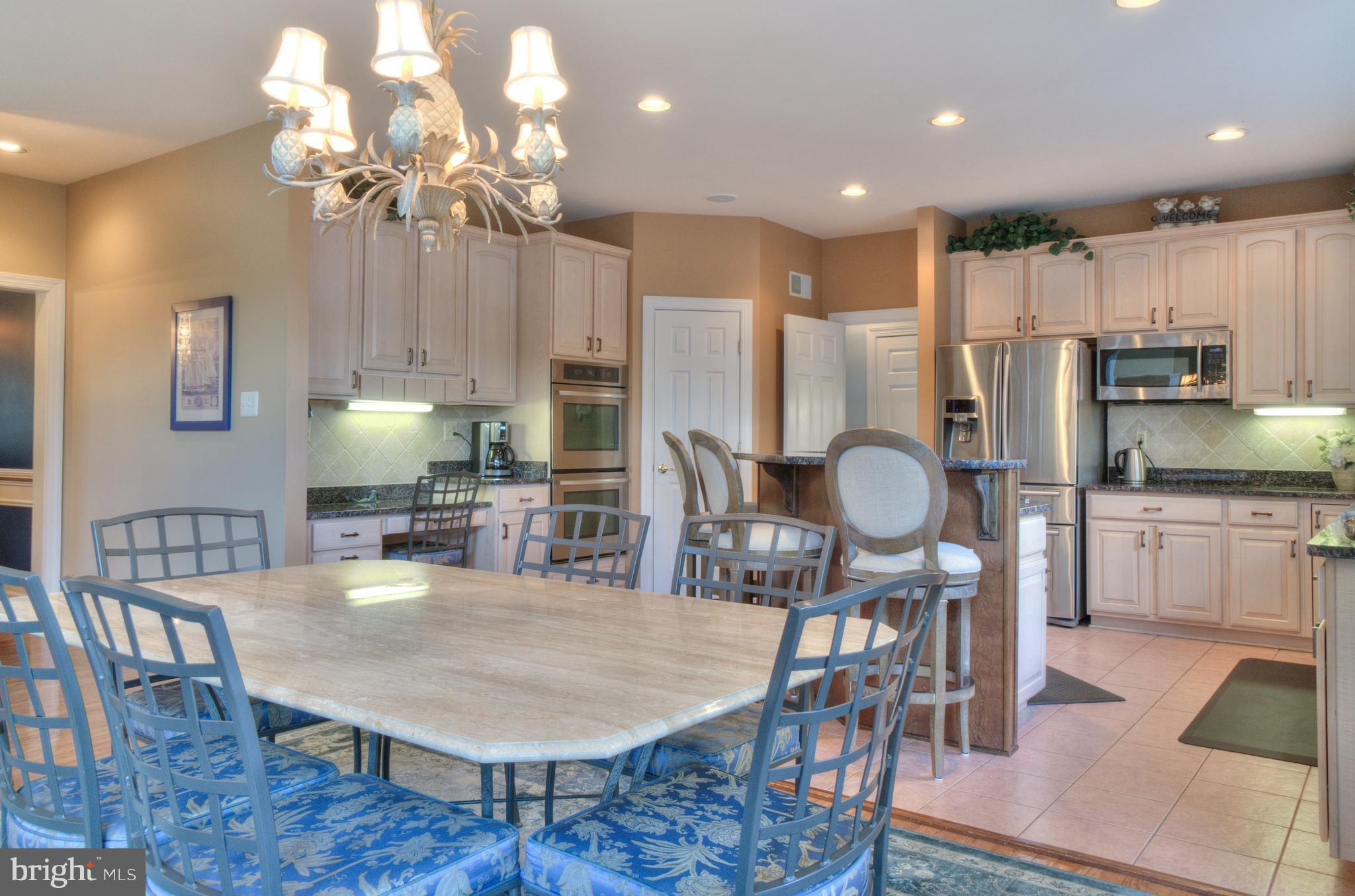 GROVEMONT - Residential