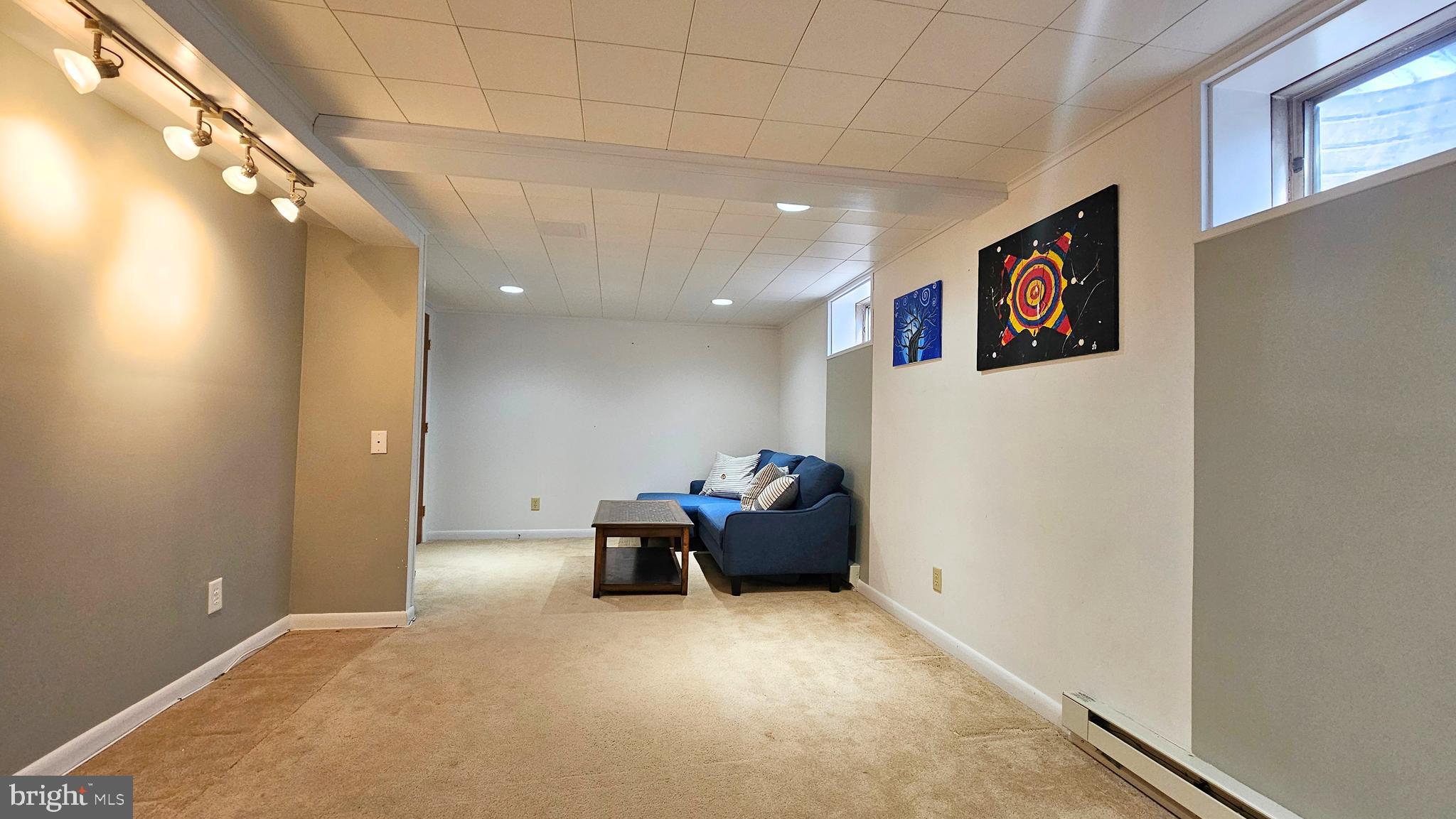 ROSEMONT MANOR - Residential