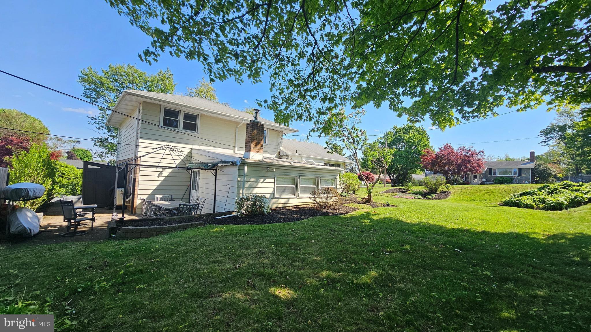 ROSEMONT MANOR - Residential