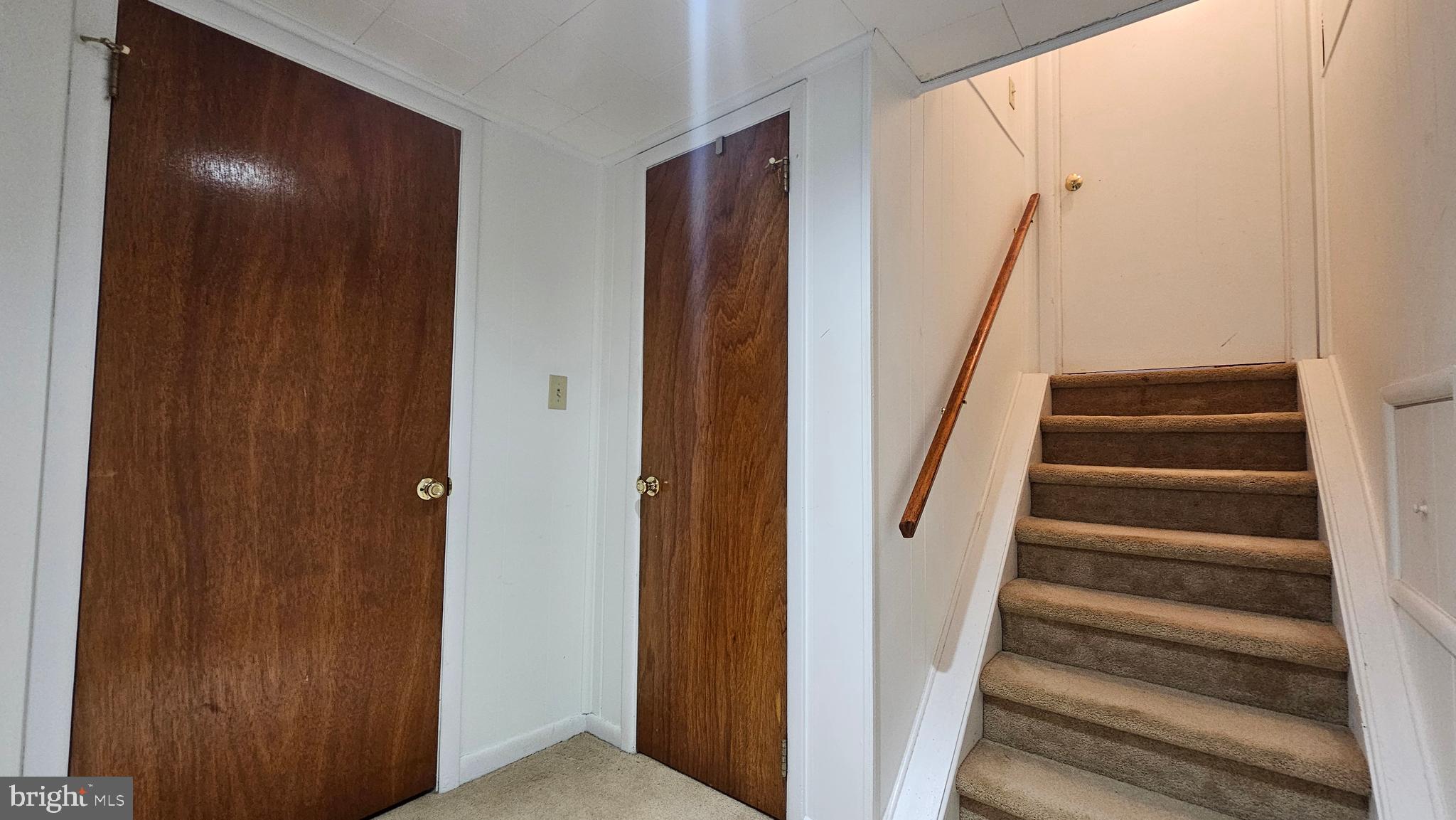 ROSEMONT MANOR - Residential