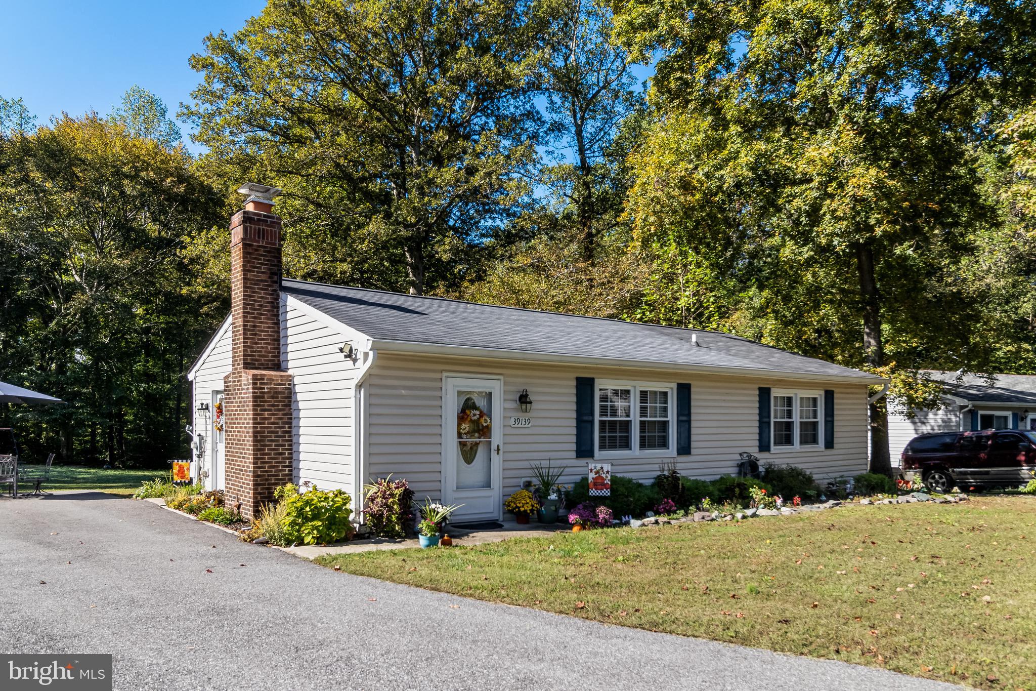 BIRCH MANOR - Residential