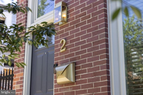 Townhouse For Sale - 2 N Clinton Street<br/> BALTIMORE, MD 21224