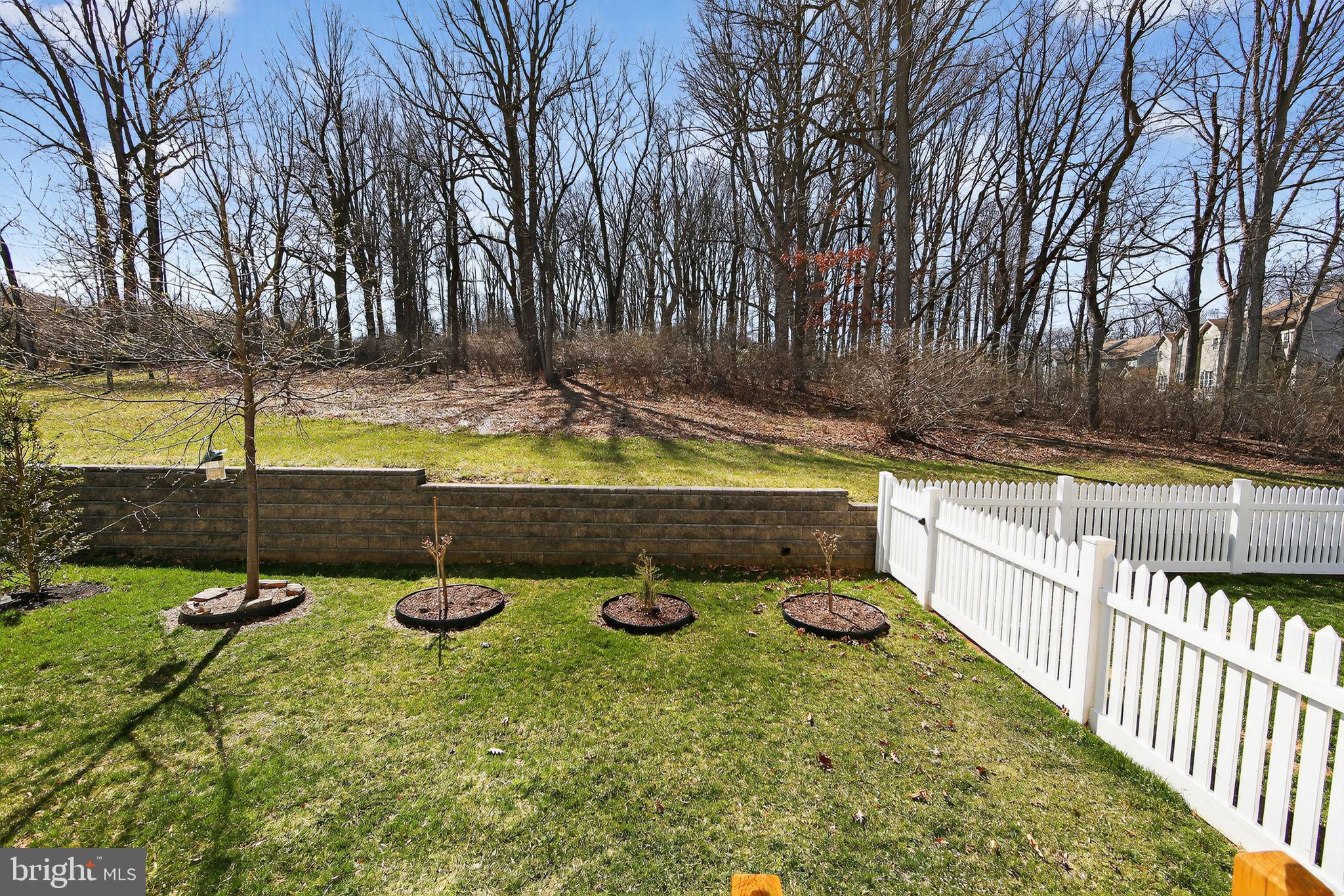 WESTHAMPTON - Residential