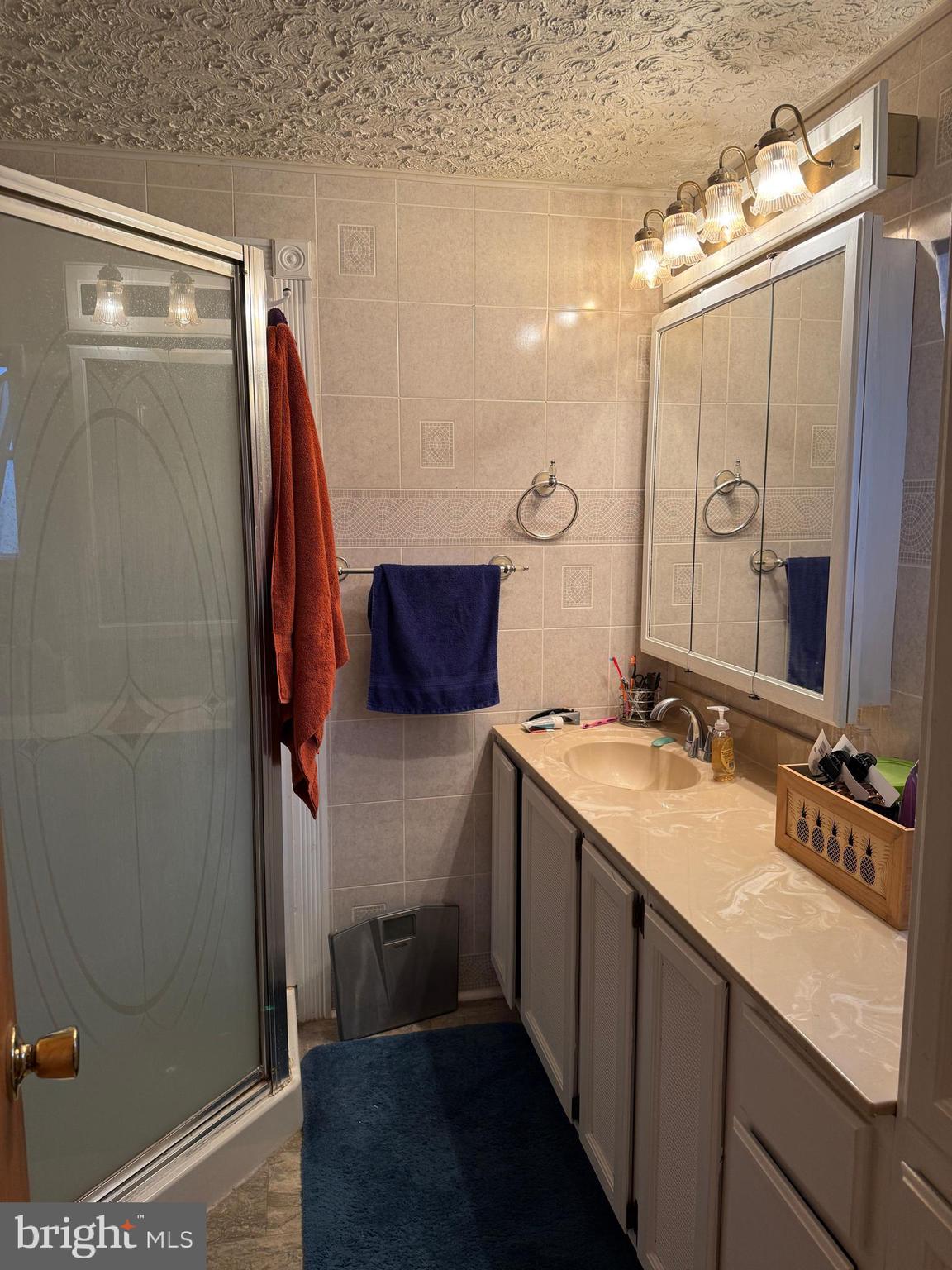 SOUTH LONDONDERRY - Residential