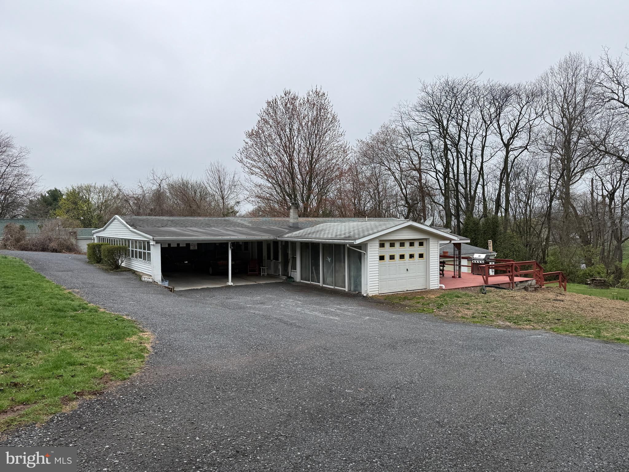 SOUTH LONDONDERRY - Residential