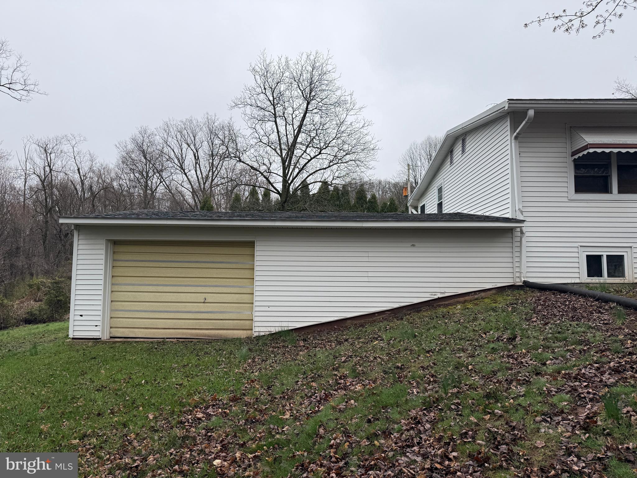 SOUTH LONDONDERRY - Residential