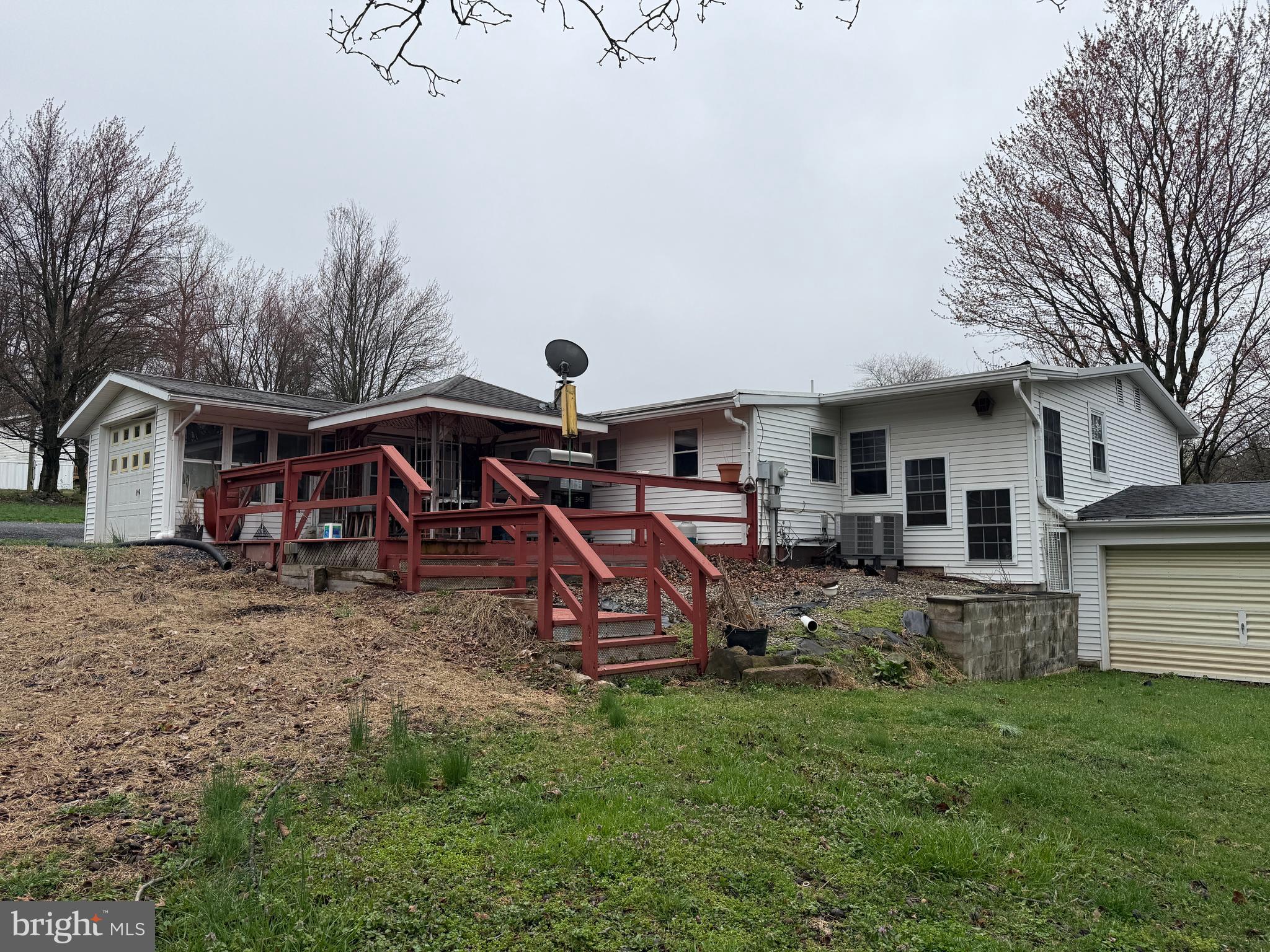 SOUTH LONDONDERRY - Residential