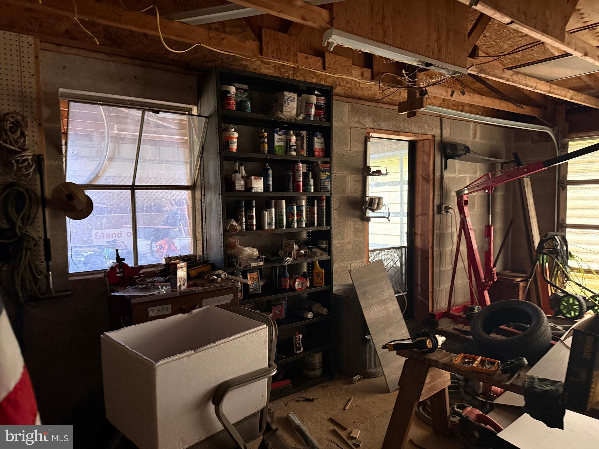 SOUTH LONDONDERRY - Residential