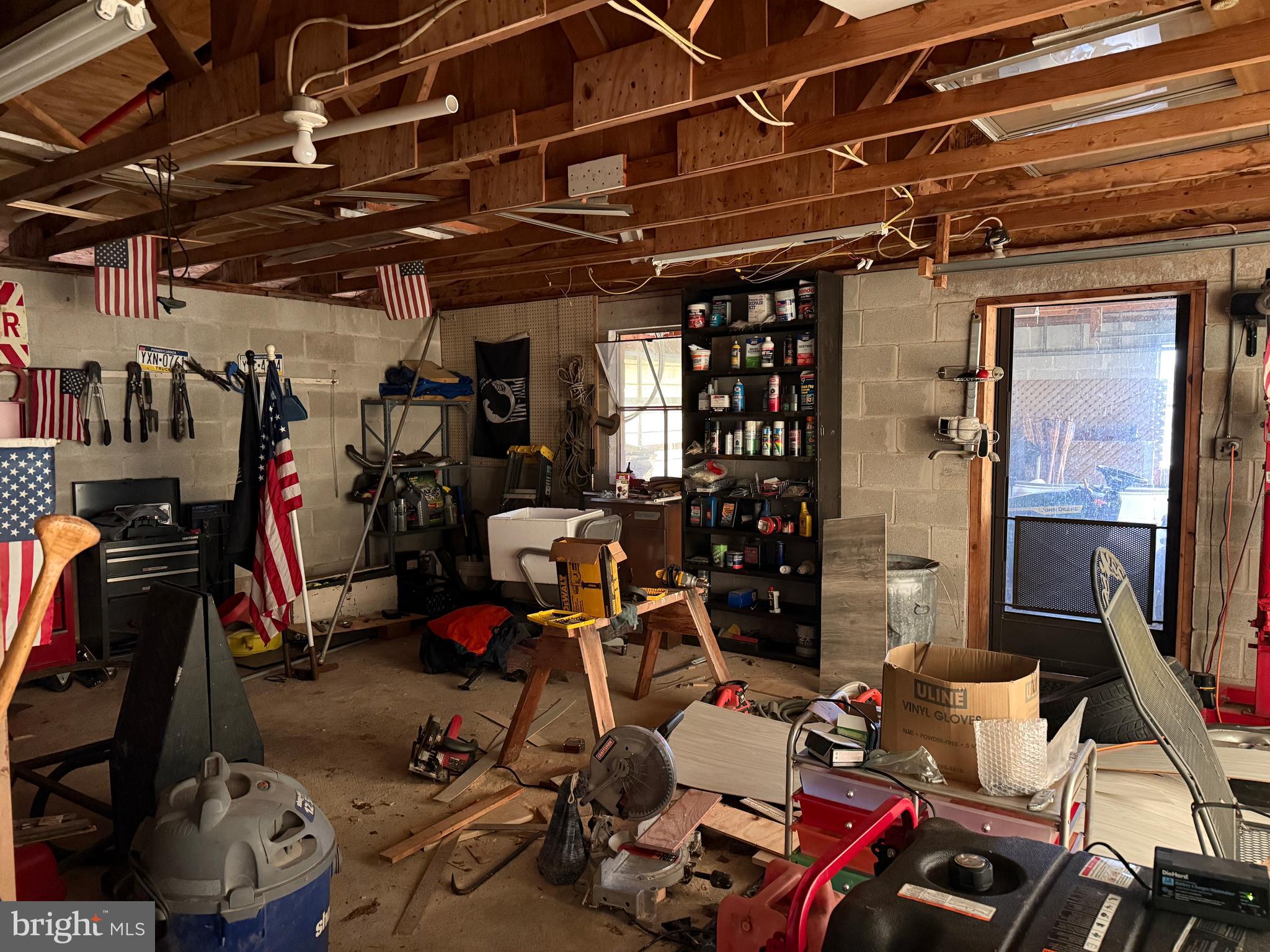 SOUTH LONDONDERRY - Residential