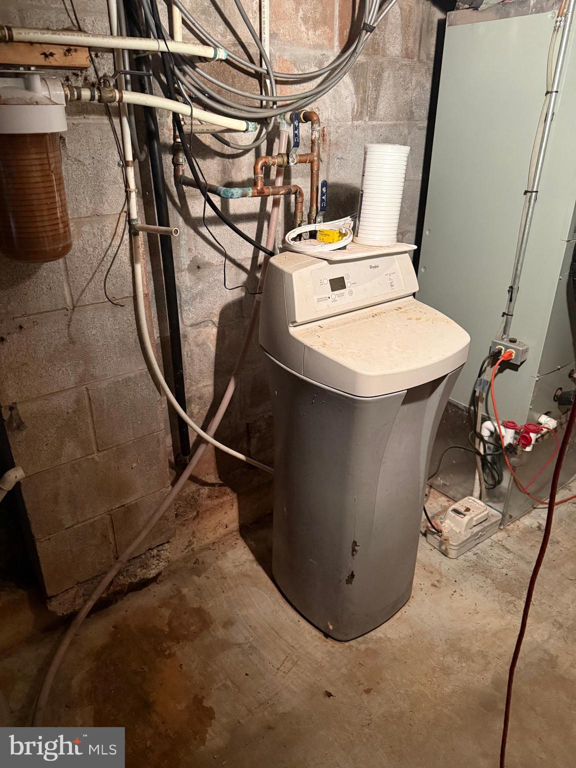 SOUTH LONDONDERRY - Residential