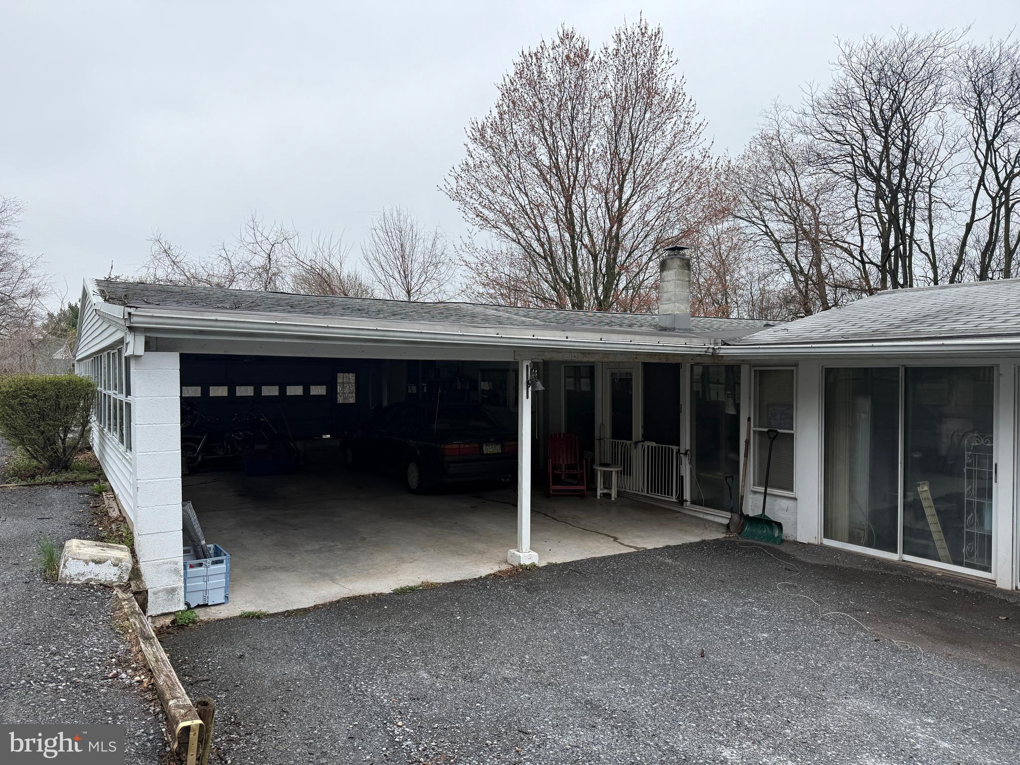 SOUTH LONDONDERRY - Residential