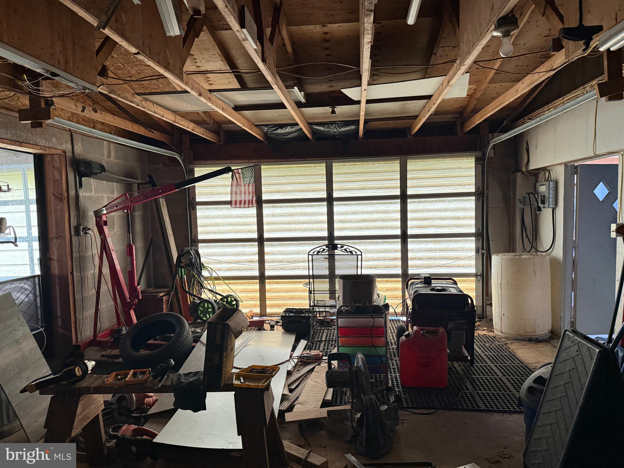 SOUTH LONDONDERRY - Residential