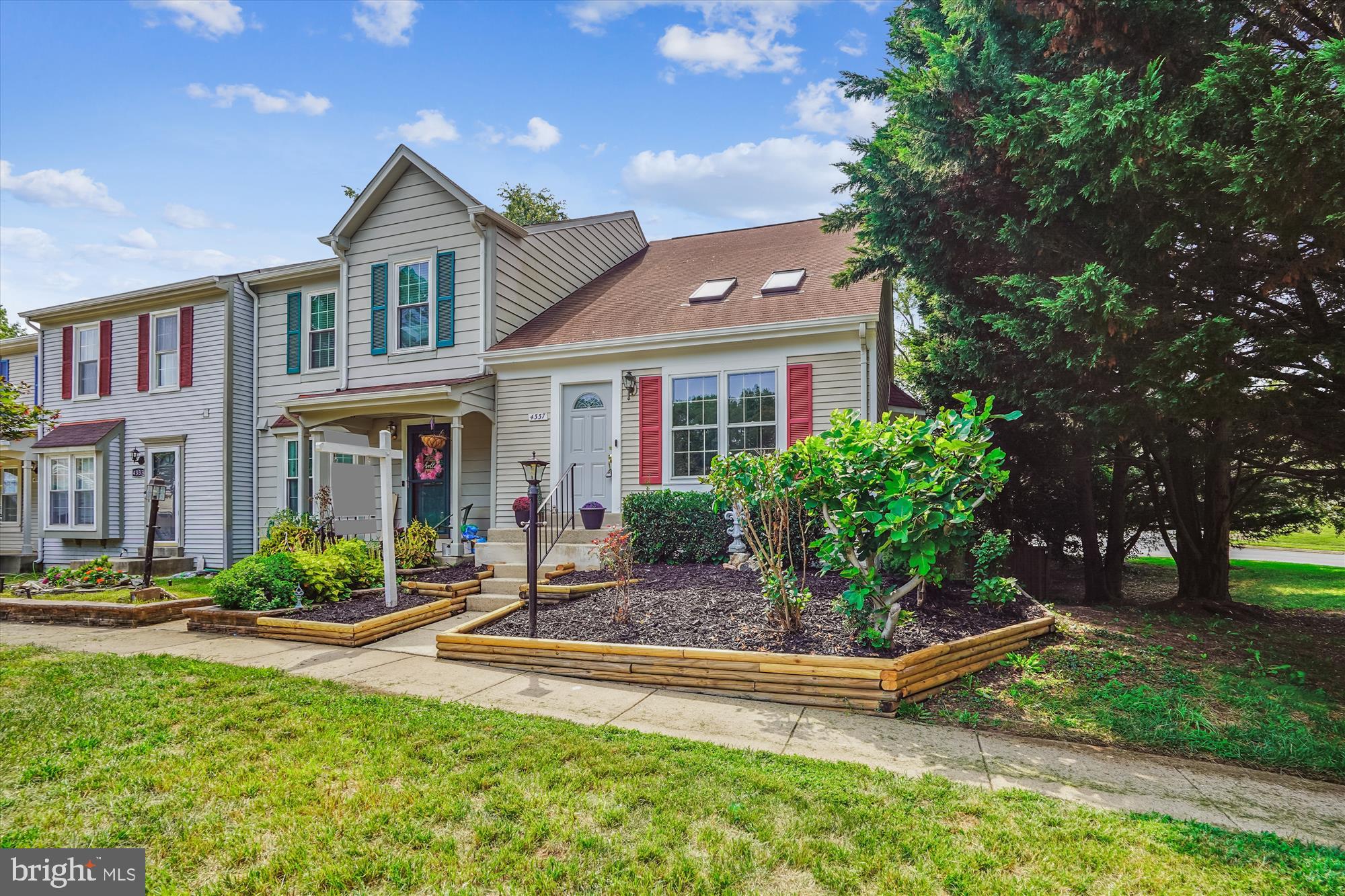 4337 JONATHAN COURT