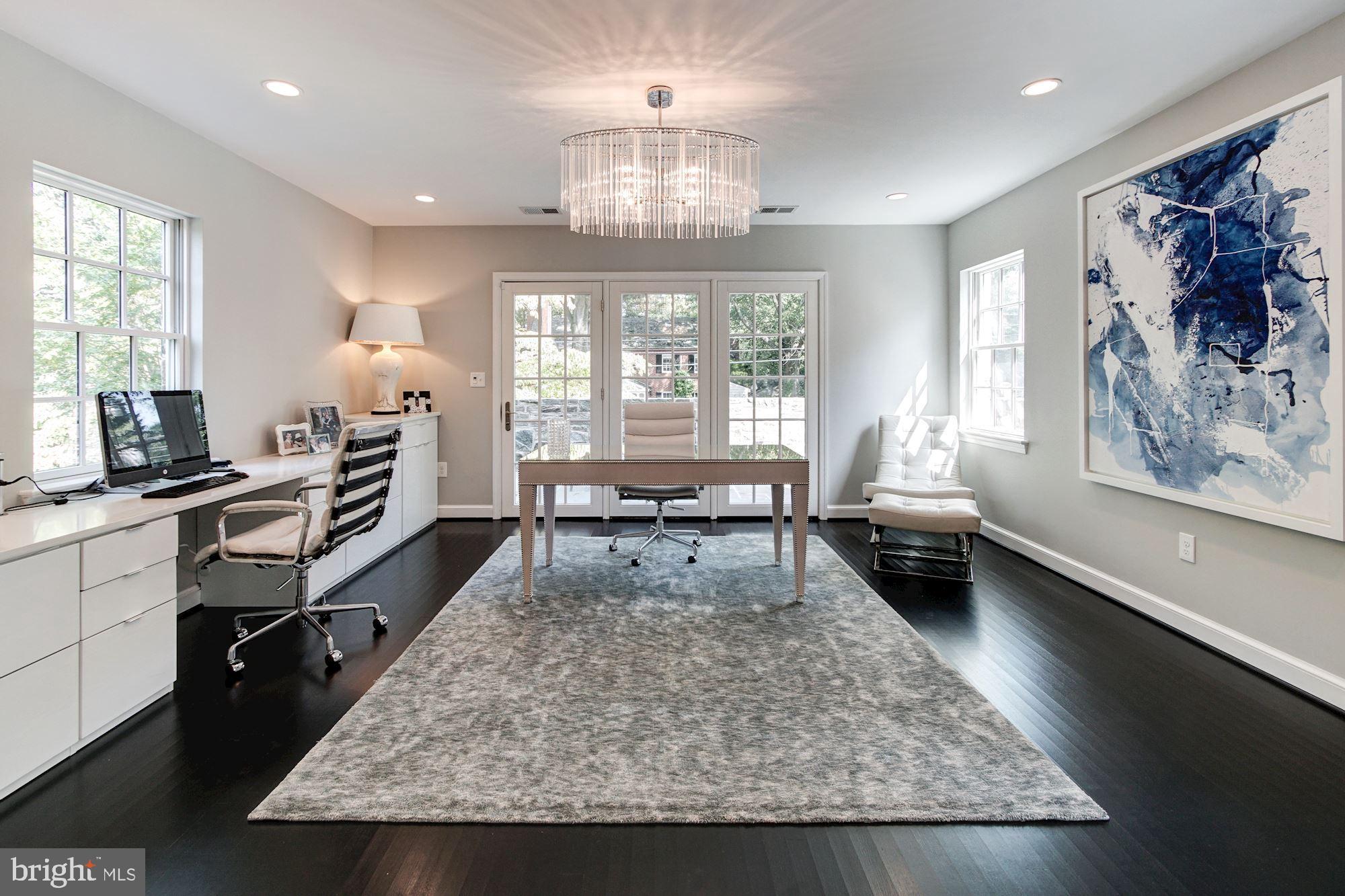 SPRING VALLEY - Residential