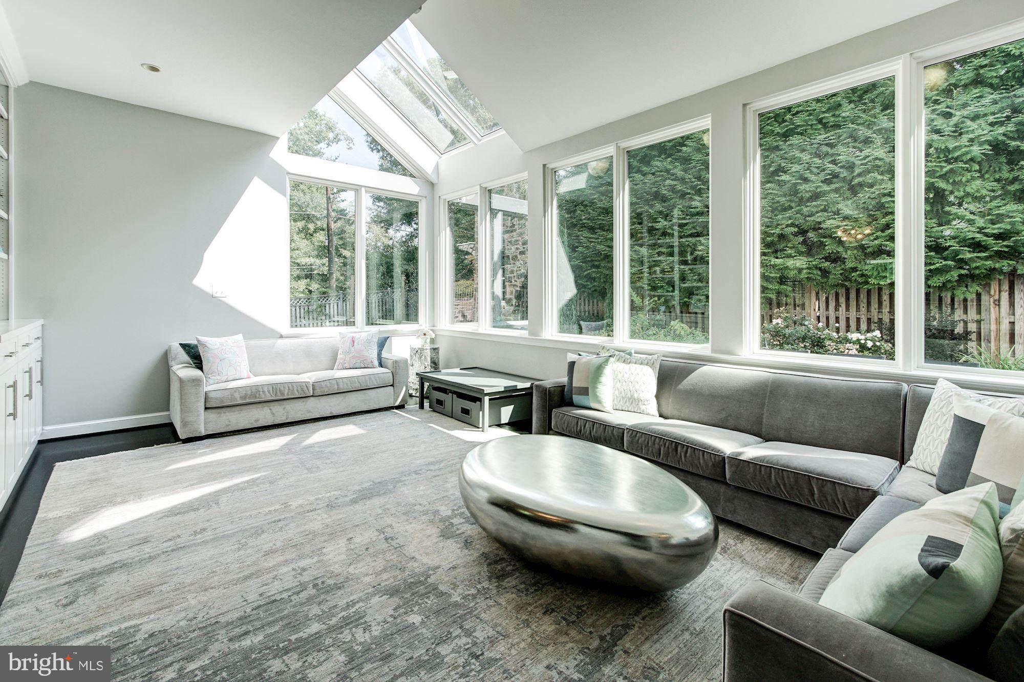 SPRING VALLEY - Residential