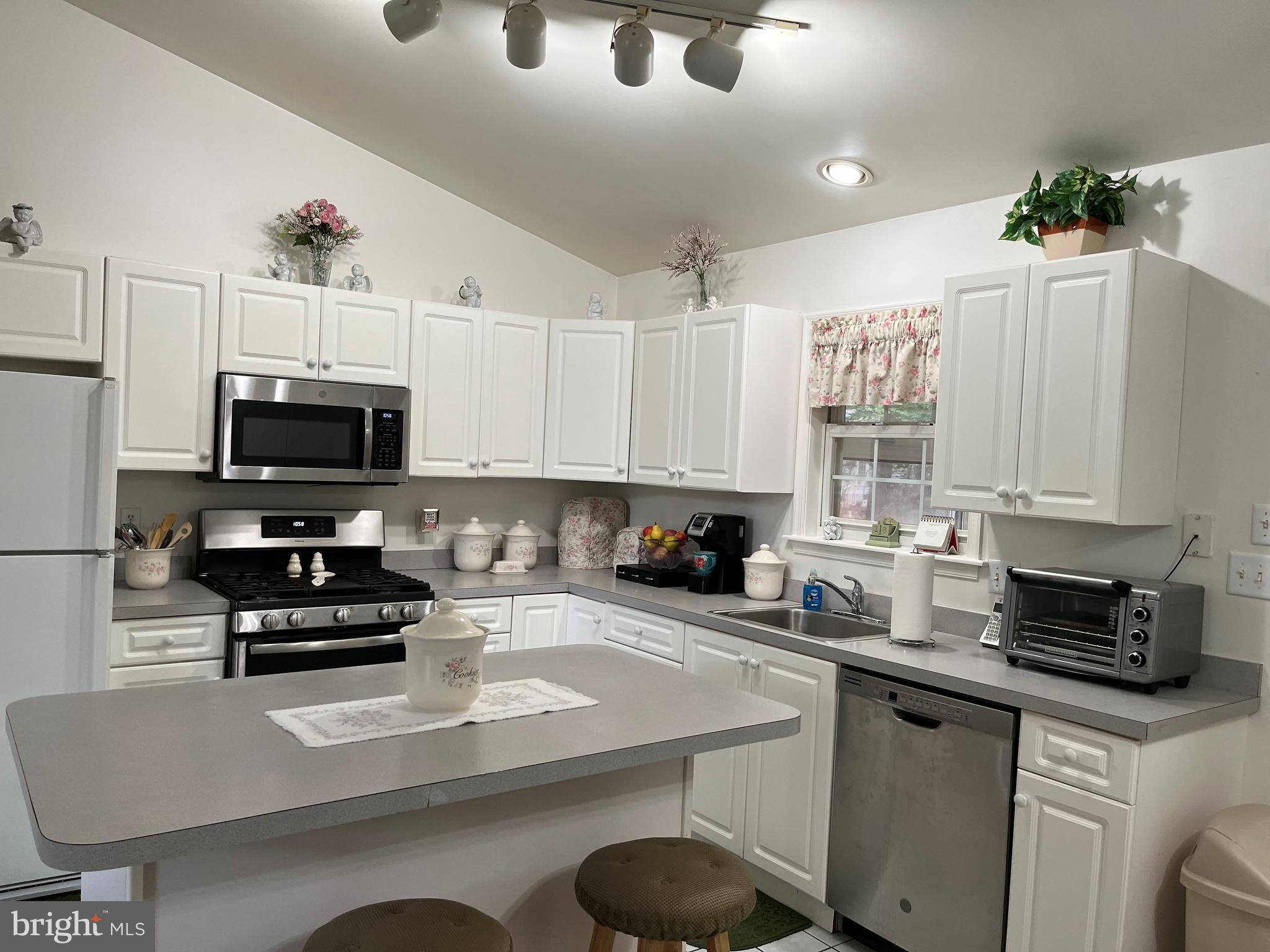 OCEAN PINES - SHERWOOD FOREST - Residential