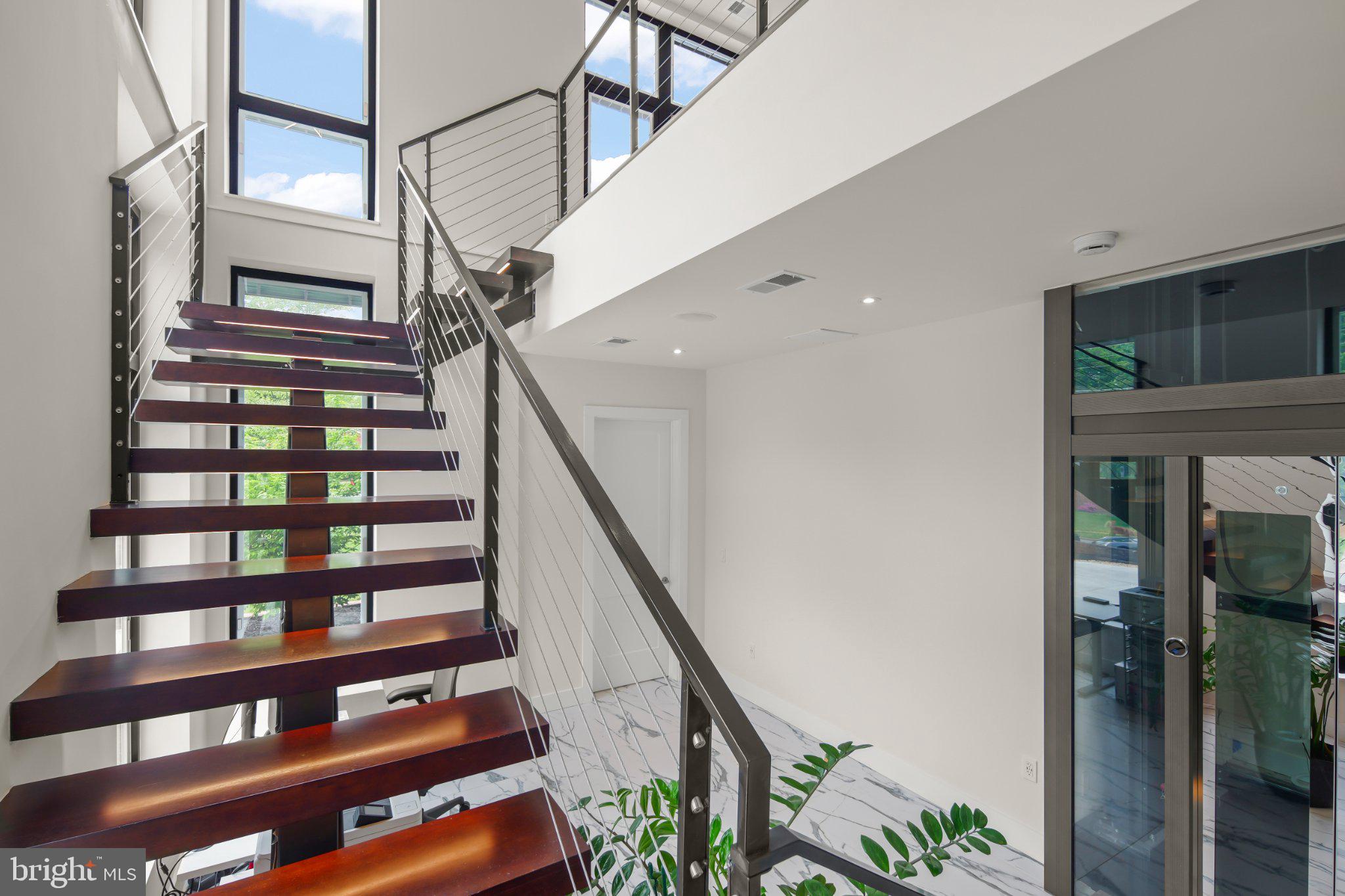 PIMMIT HILLS - Residential