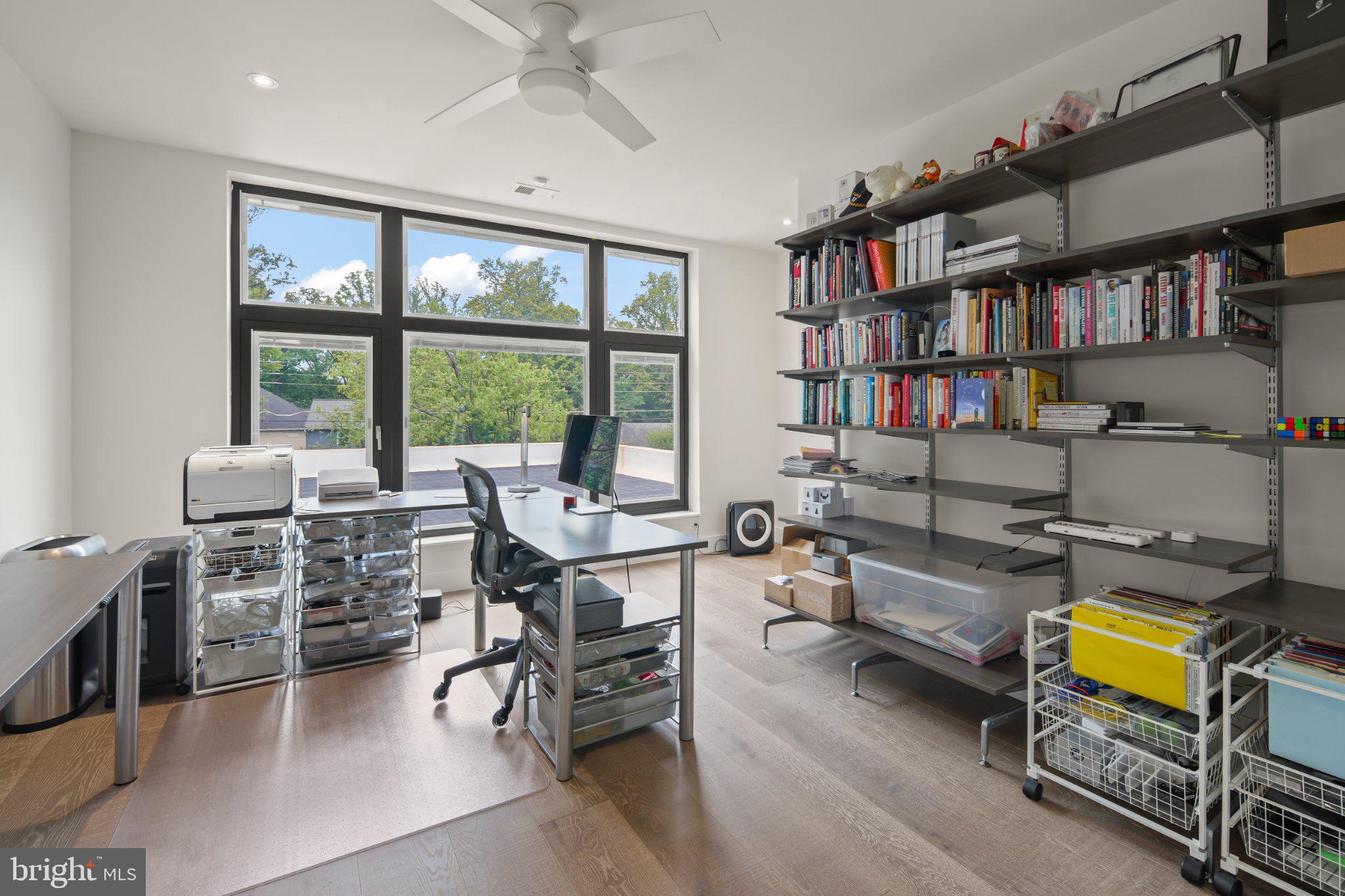 PIMMIT HILLS - Residential