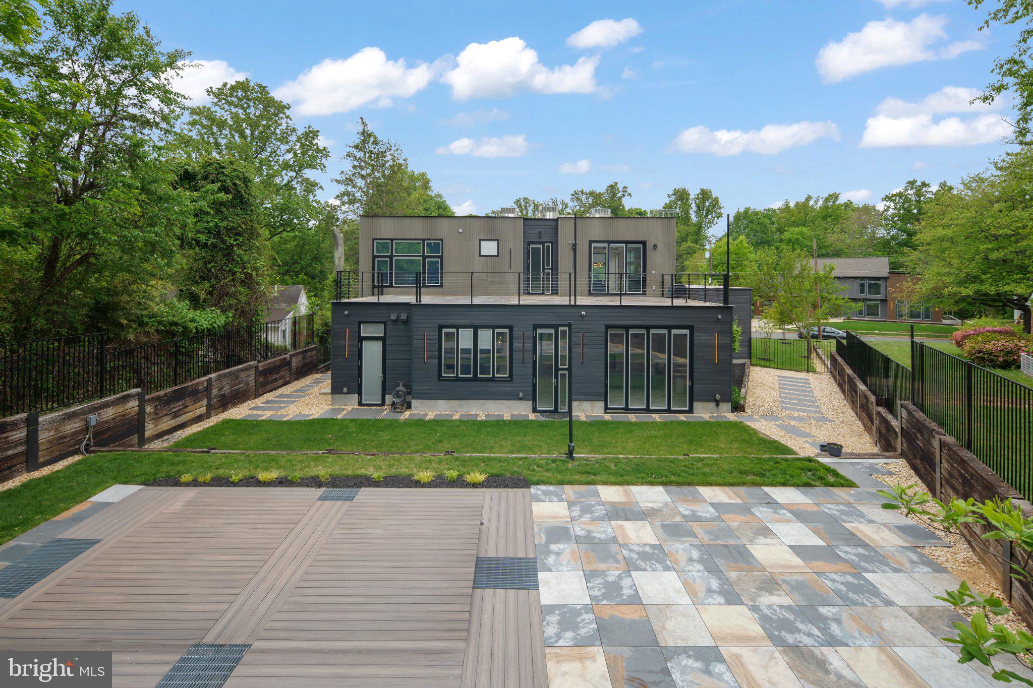 PIMMIT HILLS - Residential