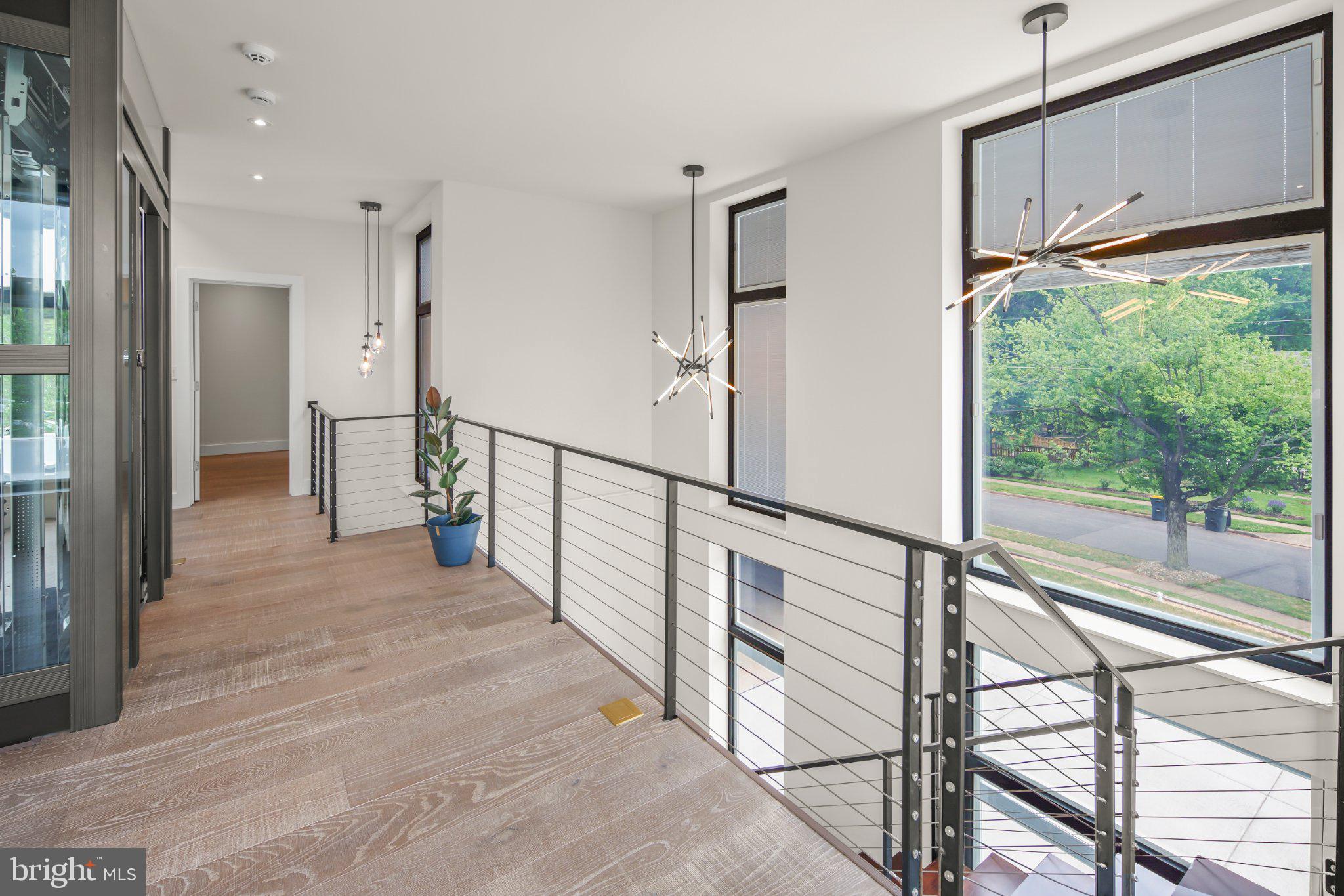 PIMMIT HILLS - Residential
