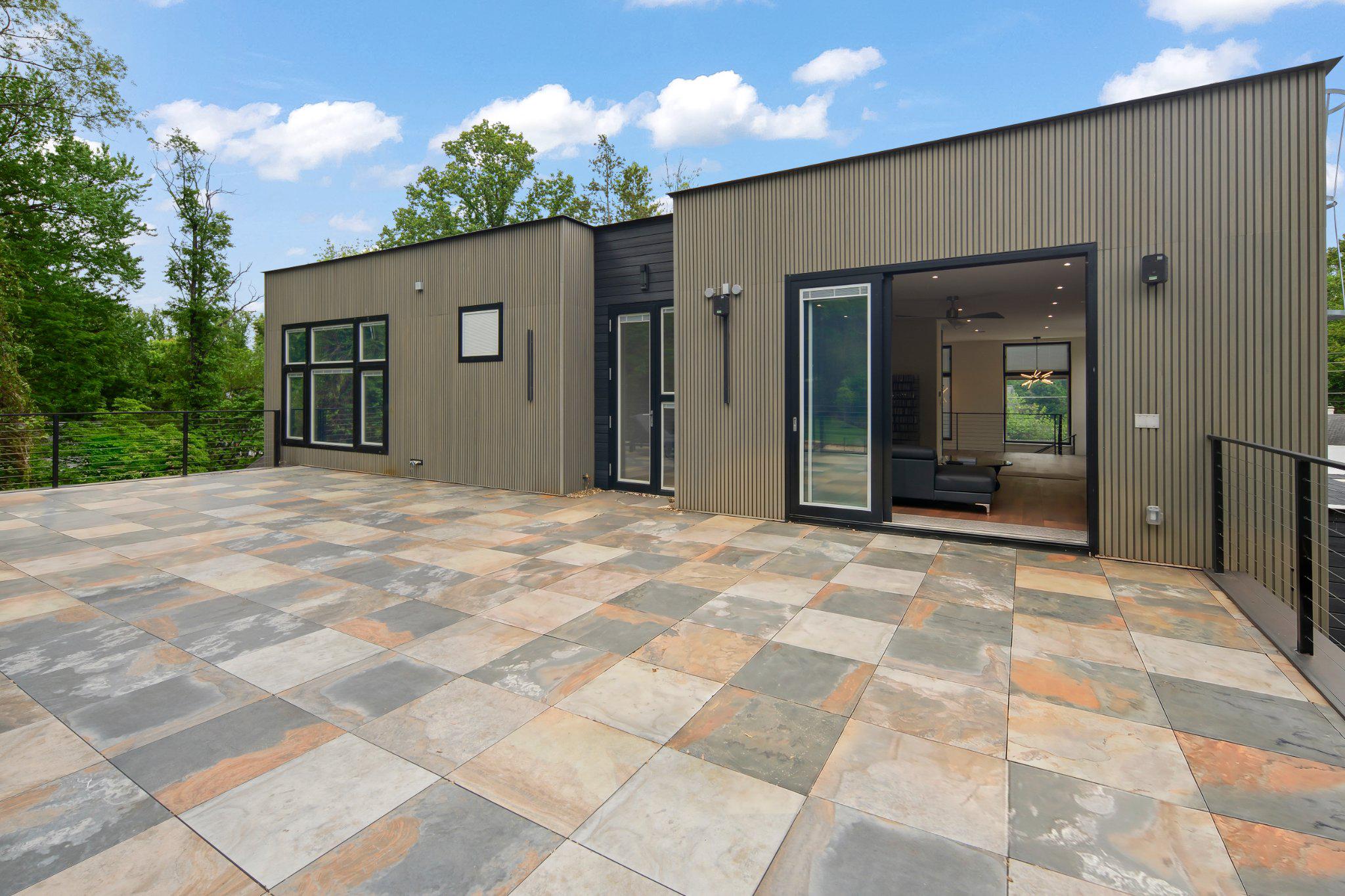PIMMIT HILLS - Residential