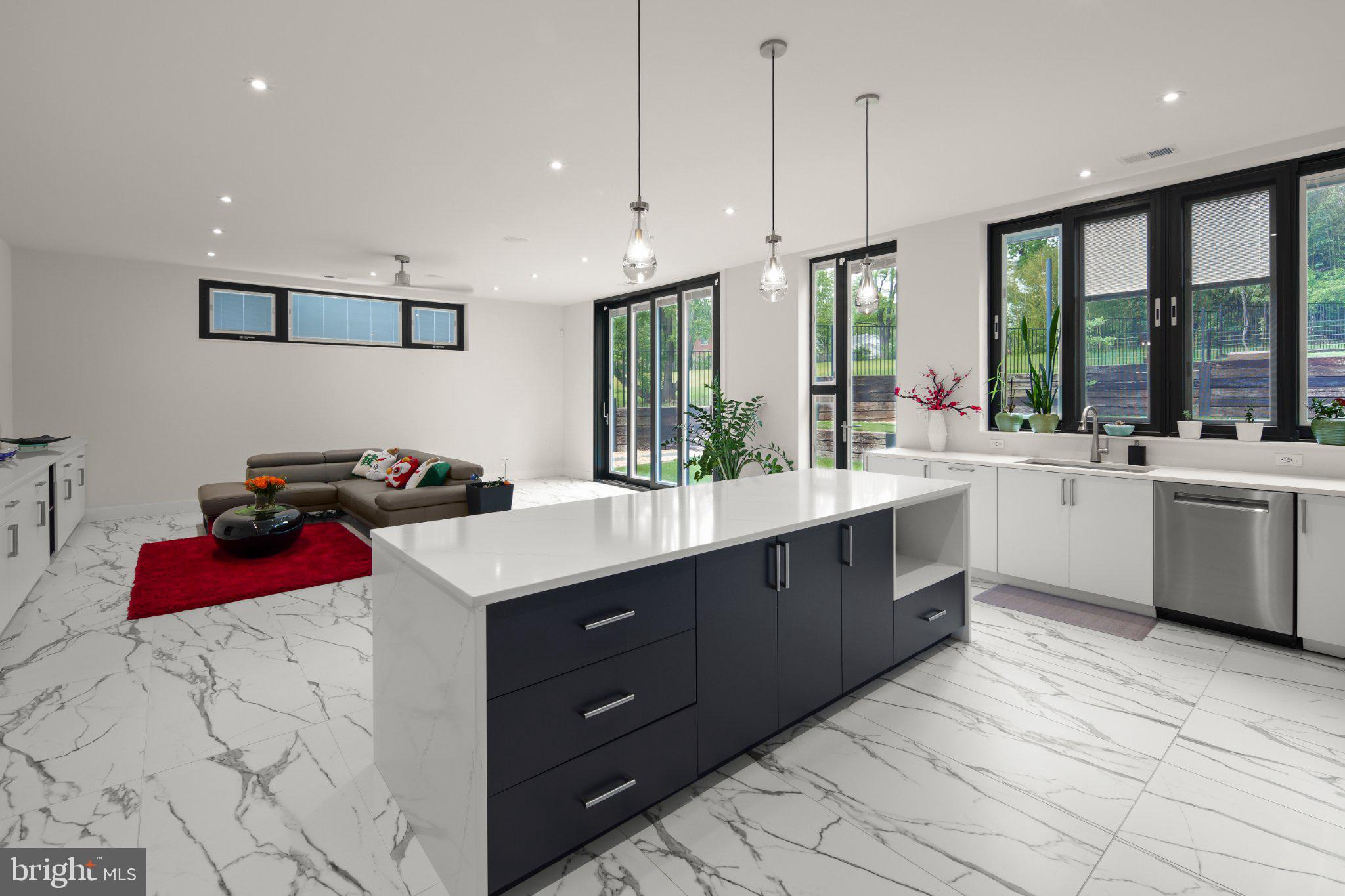 PIMMIT HILLS - Residential
