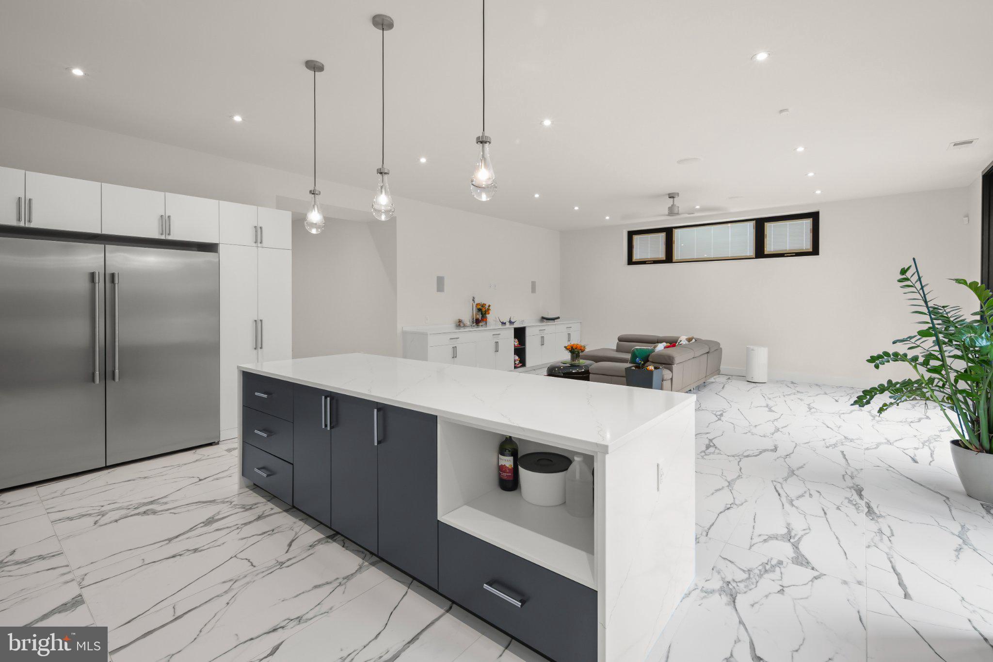 PIMMIT HILLS - Residential