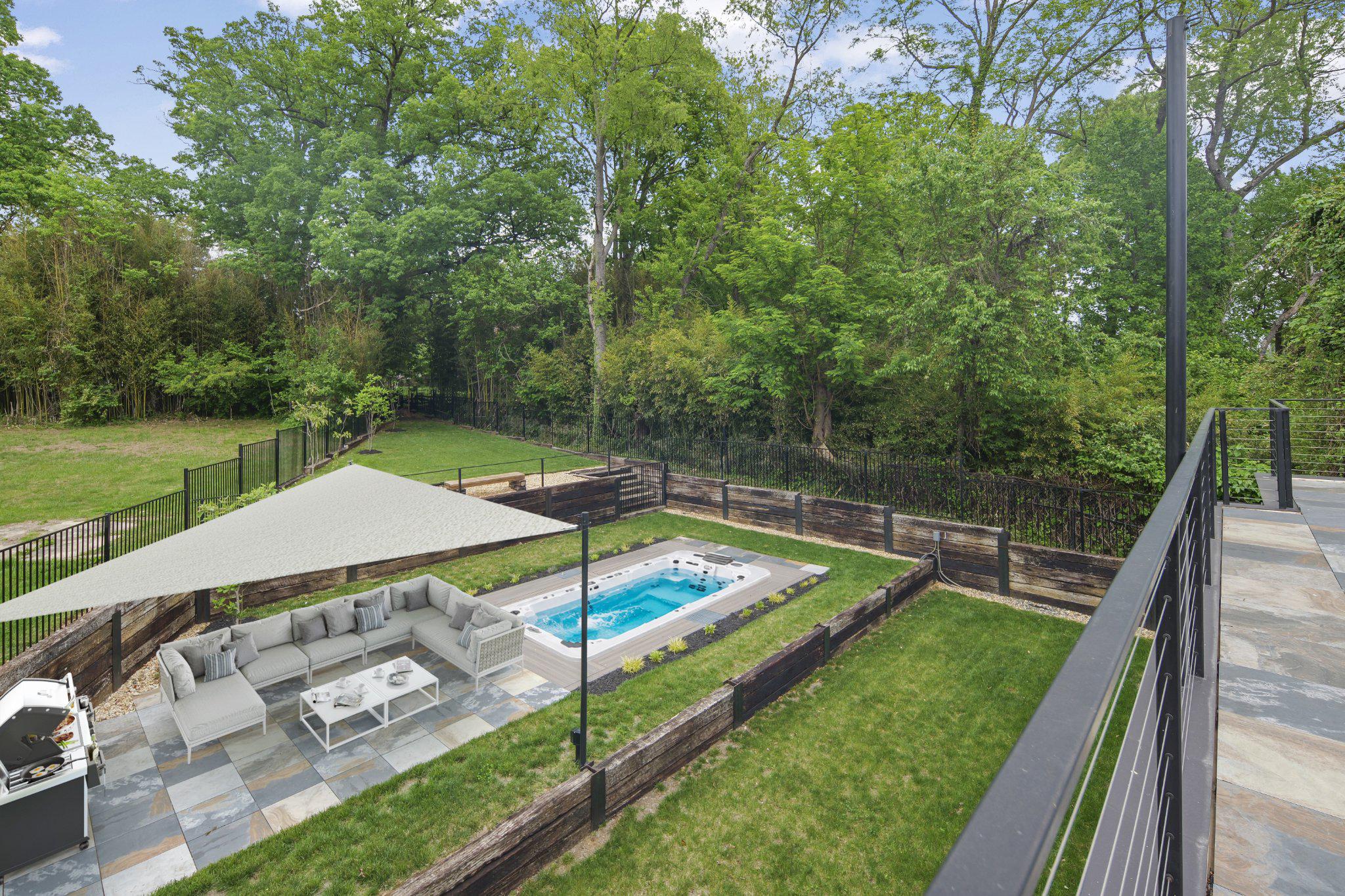PIMMIT HILLS - Residential