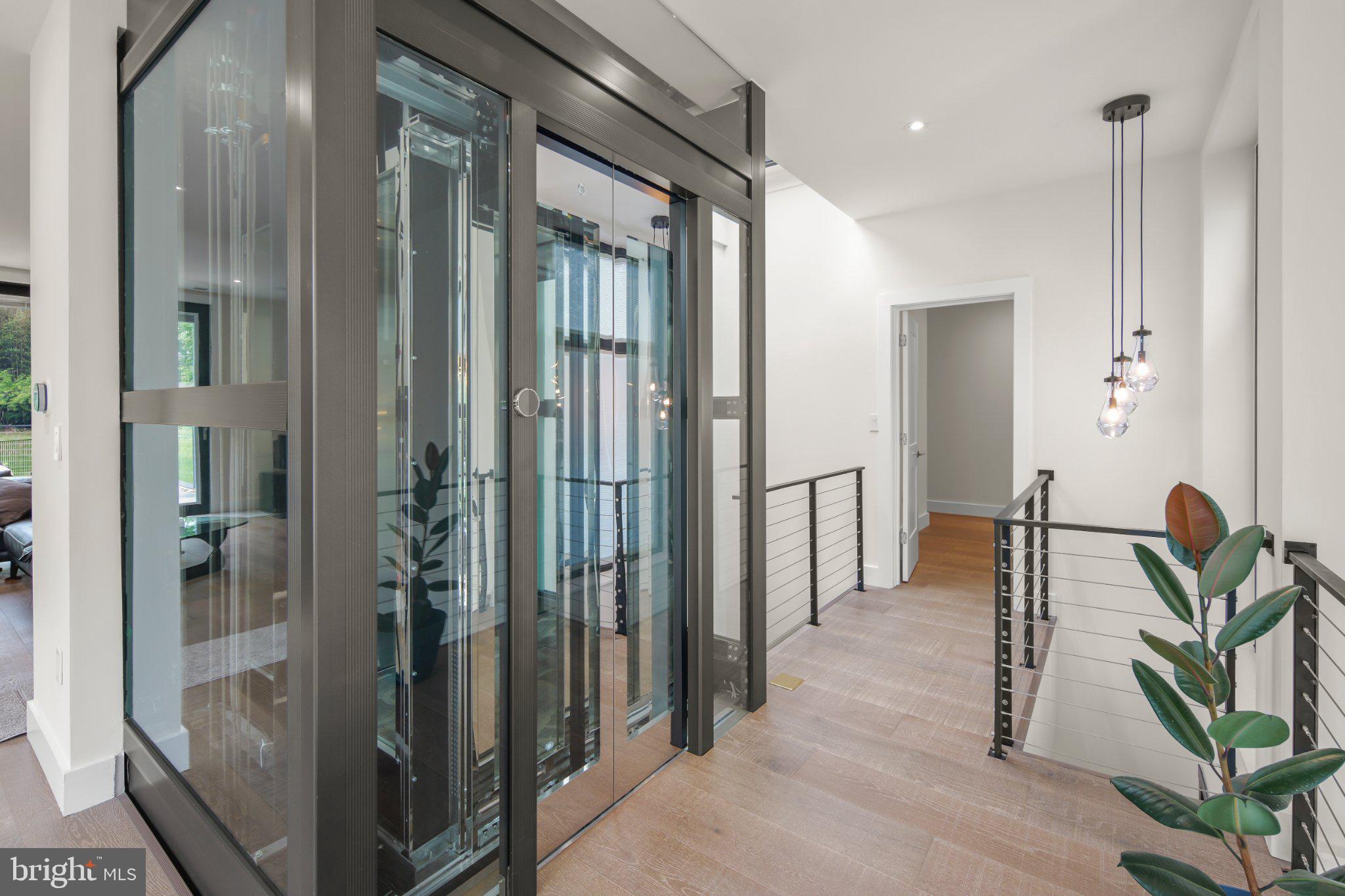 PIMMIT HILLS - Residential