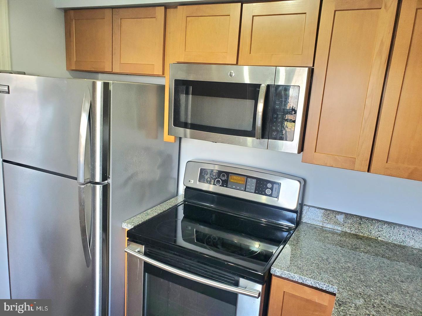 CAMBRIDGE COURTS - Residential