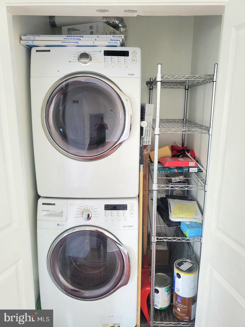 CAMBRIDGE COURTS - Residential